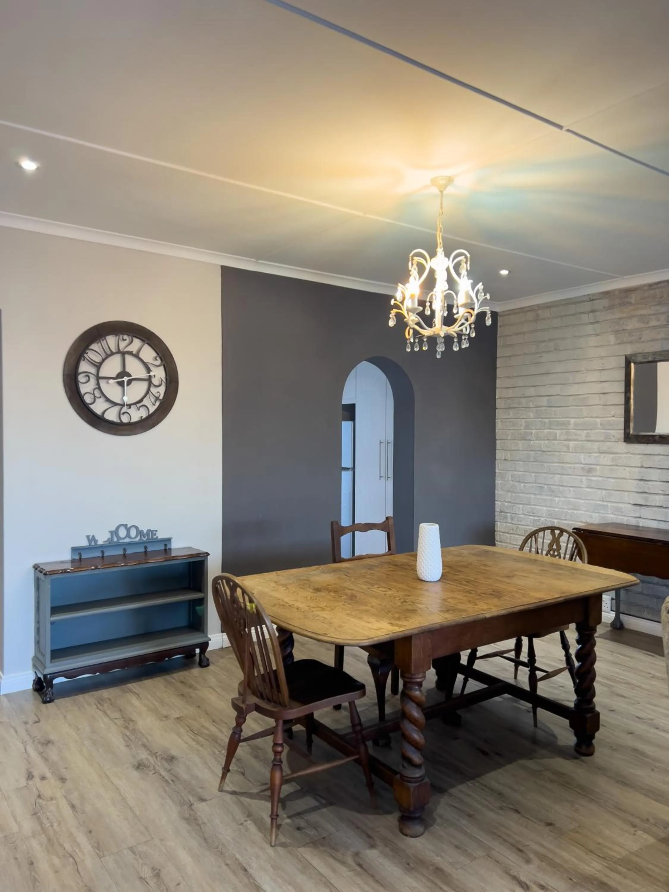 Dining area in Goulden Street Guest House