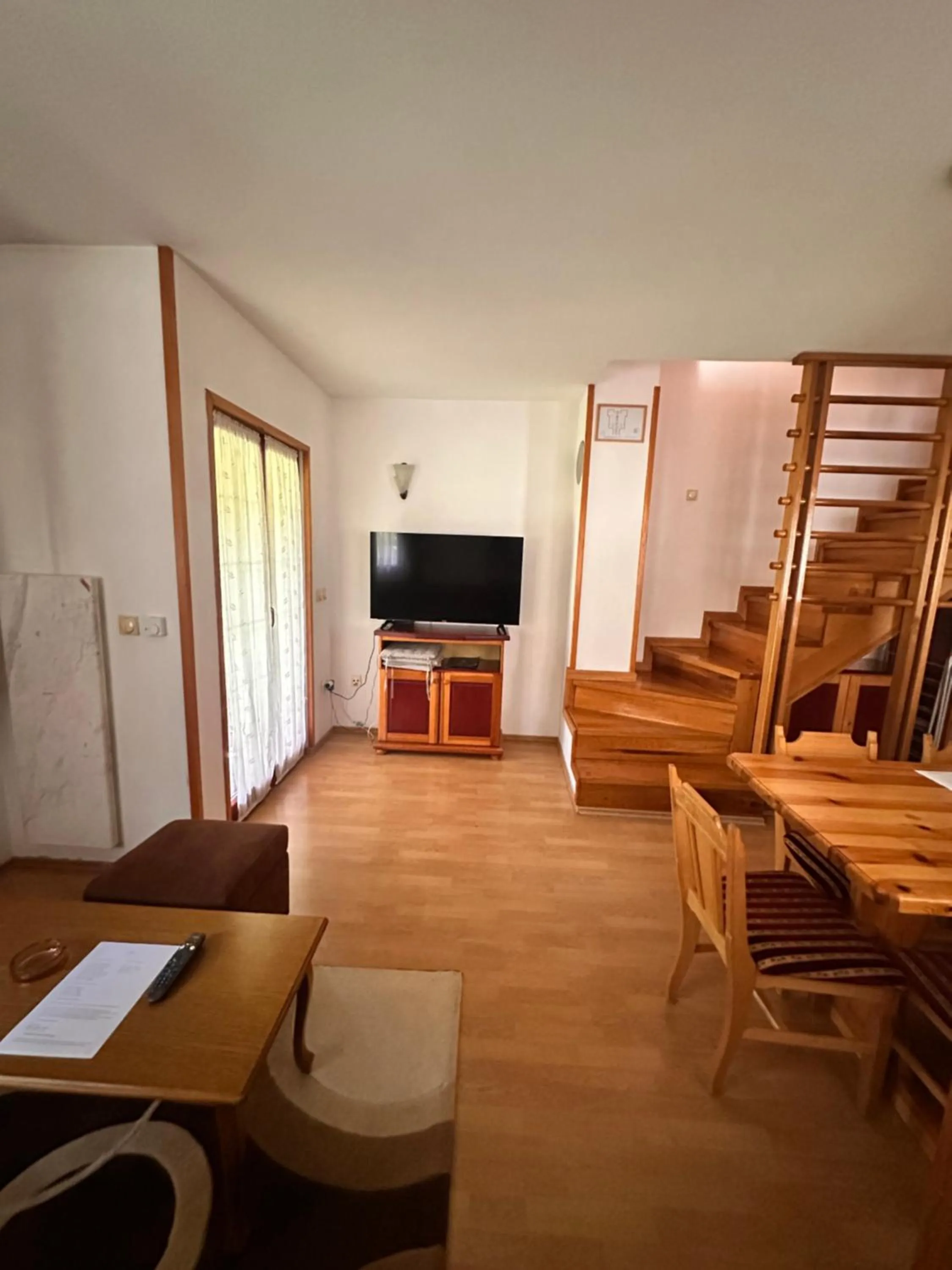 KRALjEVI KONACI ZLATIBOR