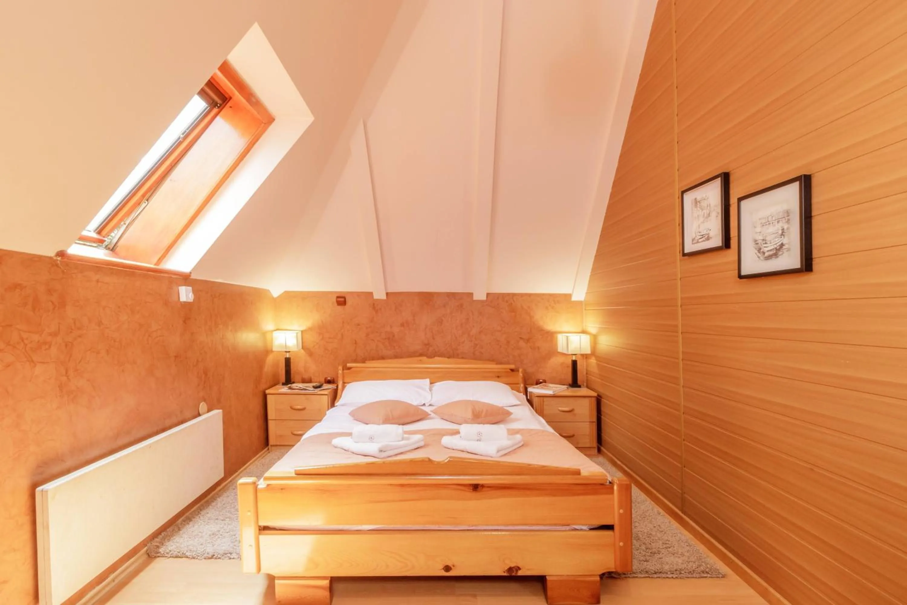 Photo of the whole room, Bed in KRALjEVI KONACI ZLATIBOR