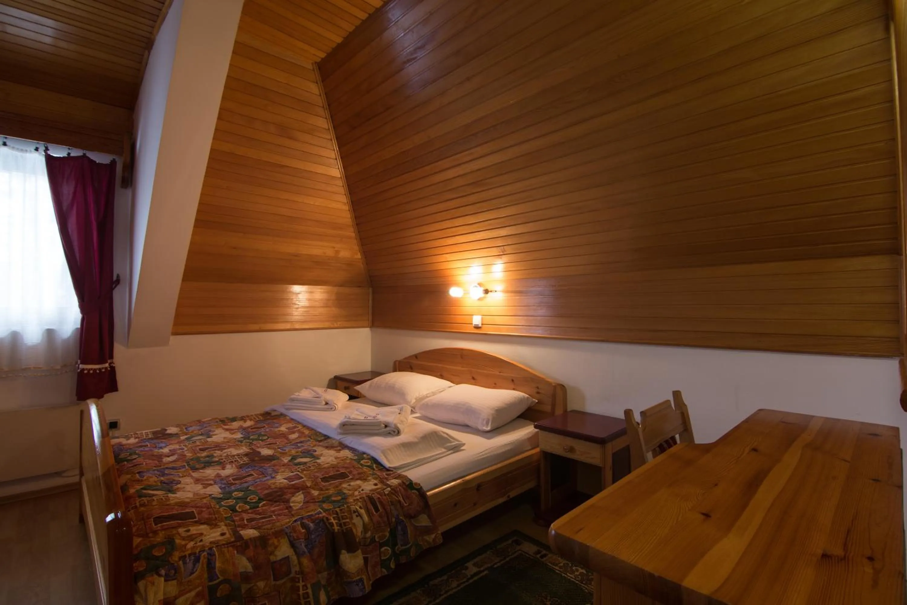 Bed in KRALjEVI KONACI ZLATIBOR