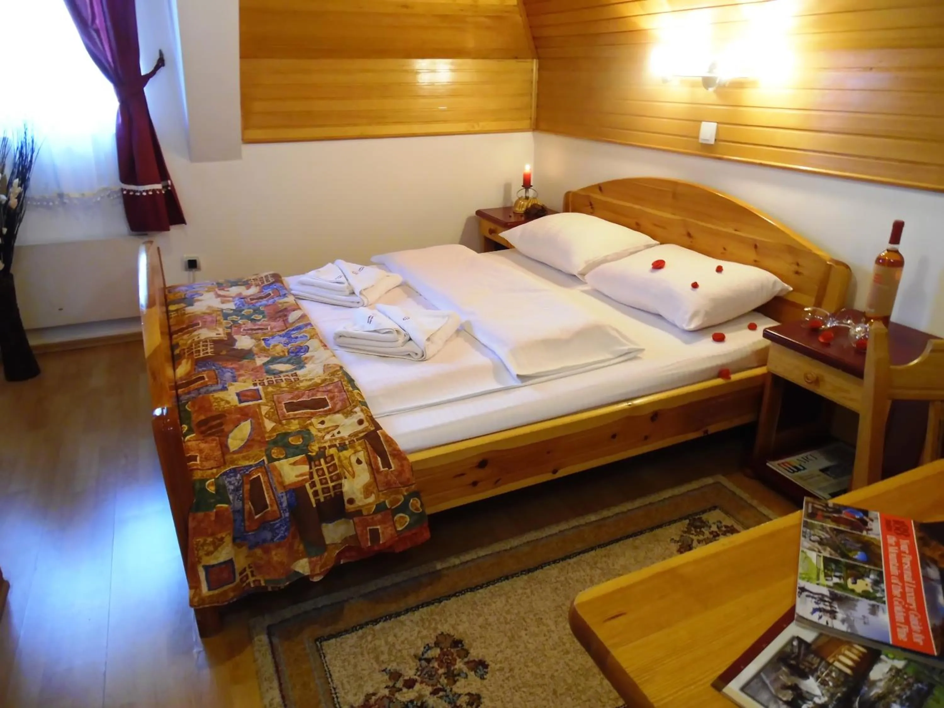 Bed in KRALjEVI KONACI ZLATIBOR