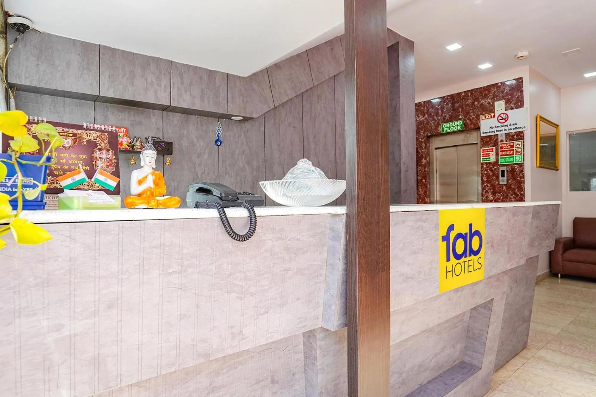 Lobby or reception in FabHotel De Gold Karol Bagh