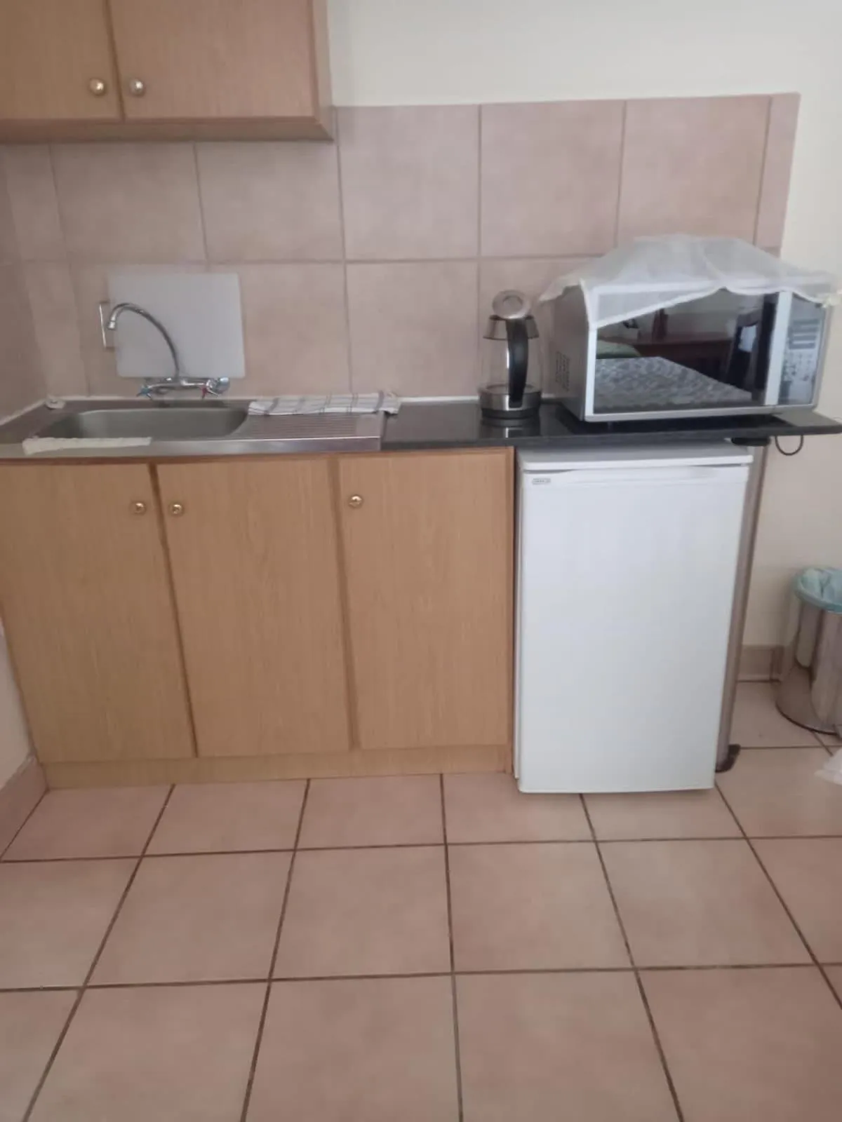 Alec Wright's Guest Lodge