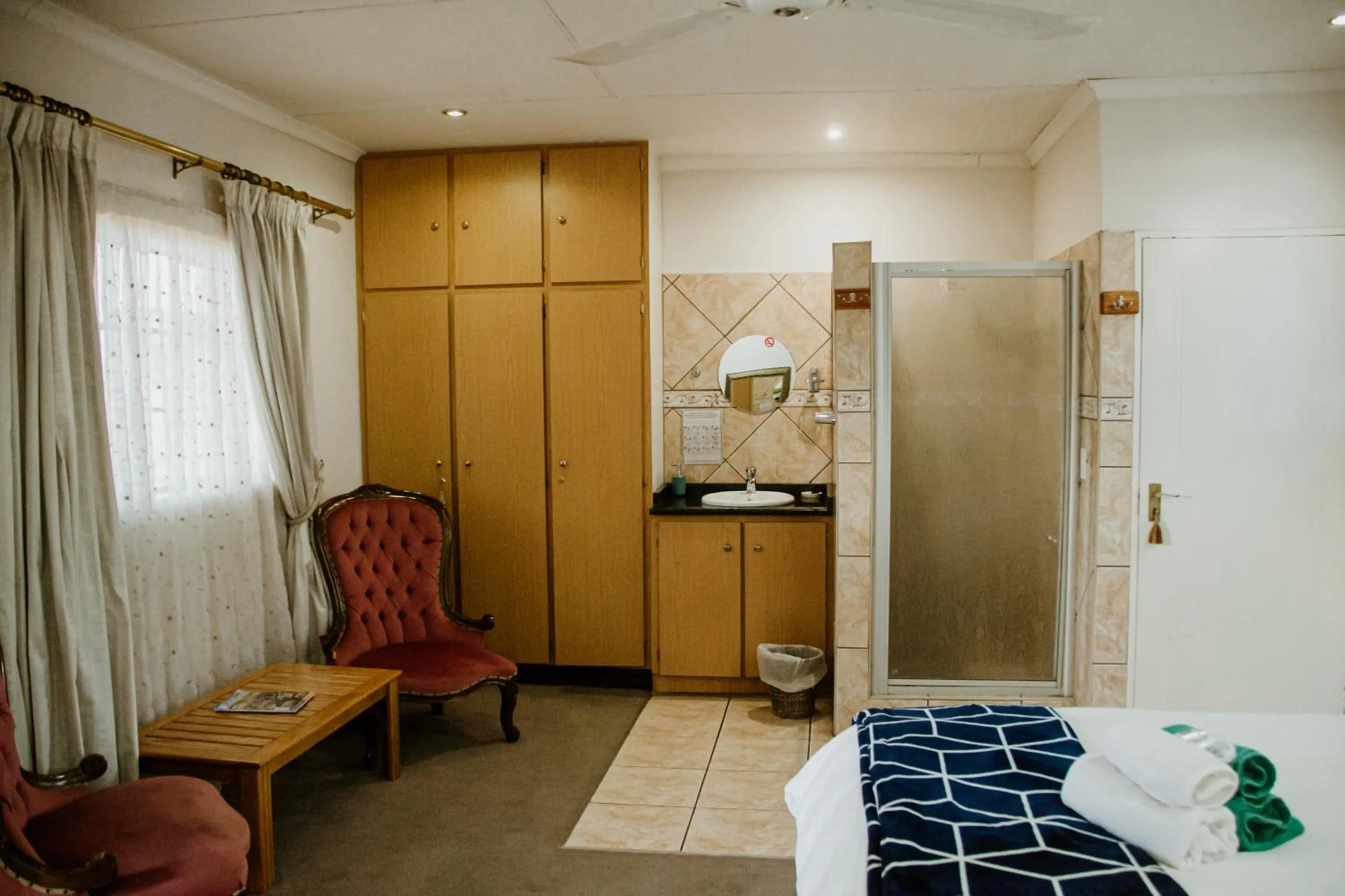 Alec Wright's Guest Lodge