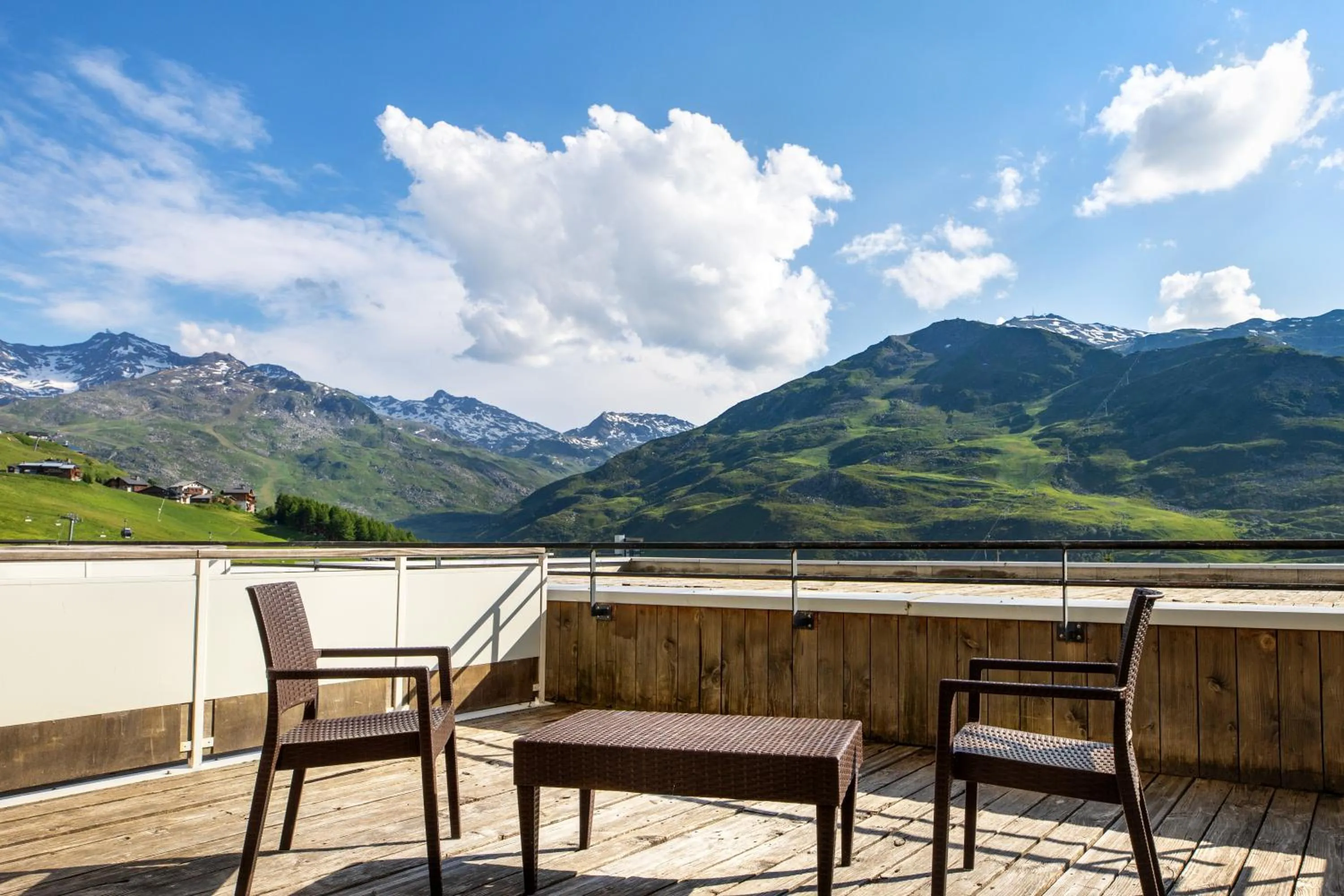 Balcony/Terrace in SOWELL RESIDENCES Crêt Voland