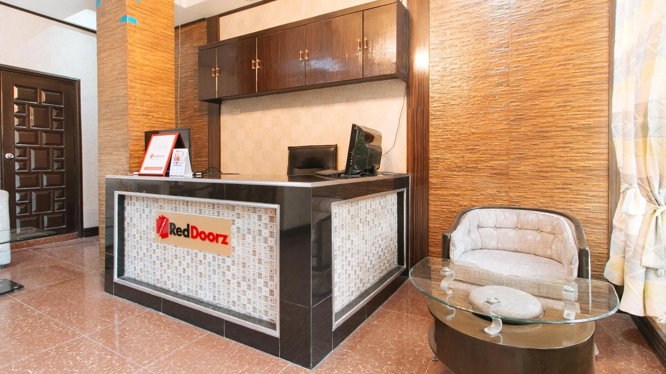 Lobby or reception in RedDoorz Plus at Canley Residential
