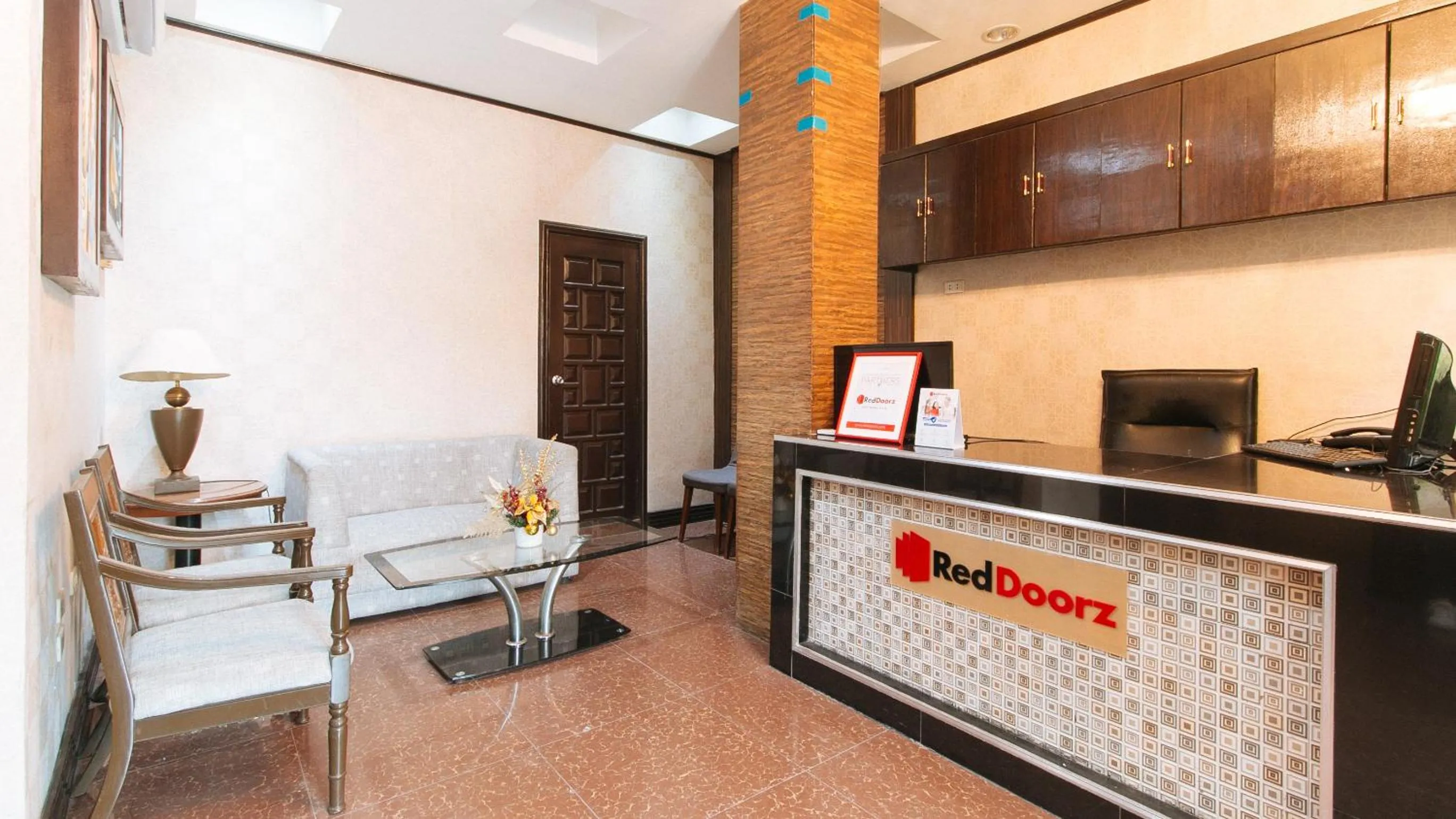 Lobby or reception in RedDoorz Plus at Canley Residential