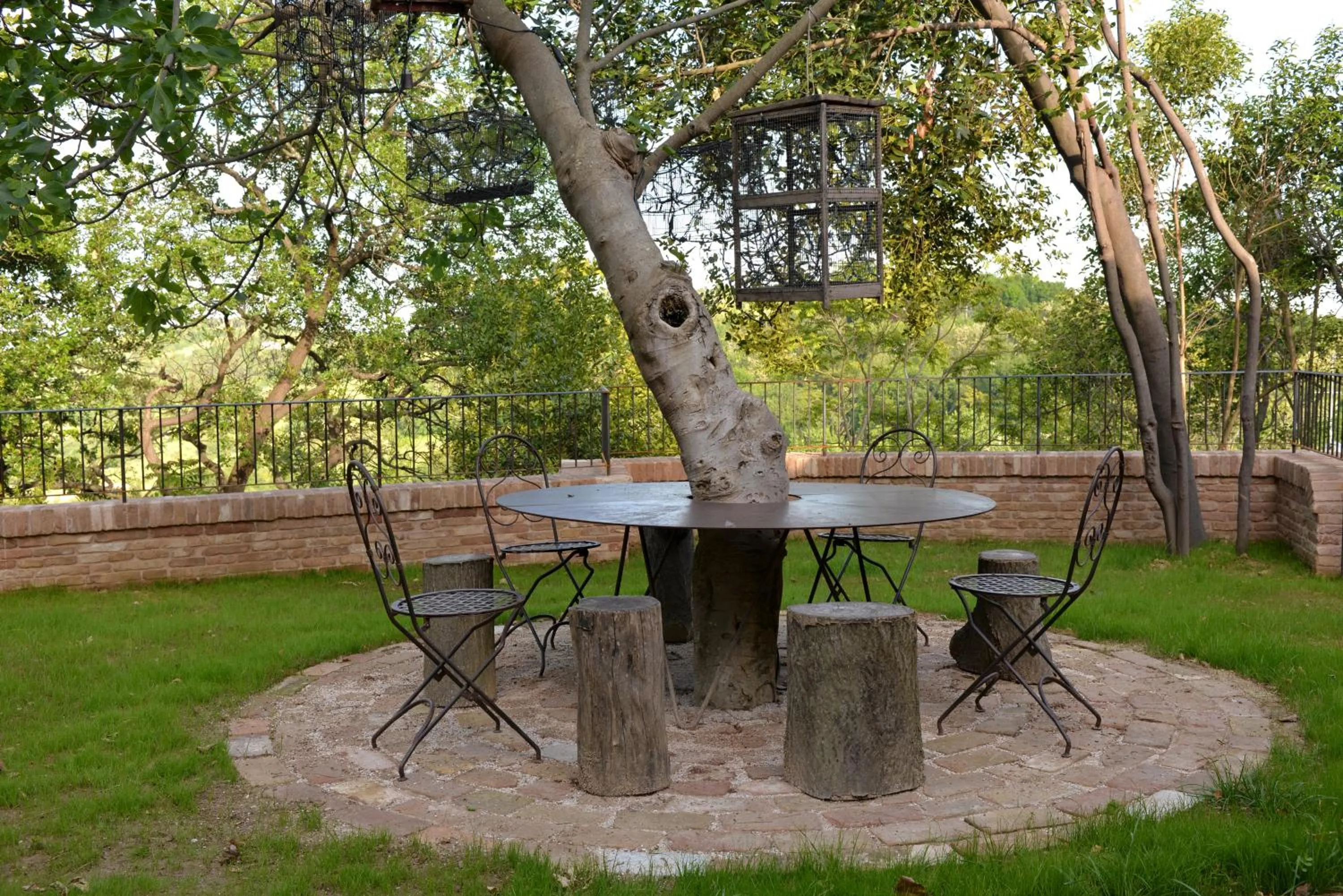 Natural landscape in Castello di Granarola Relais - Adults Friendly -