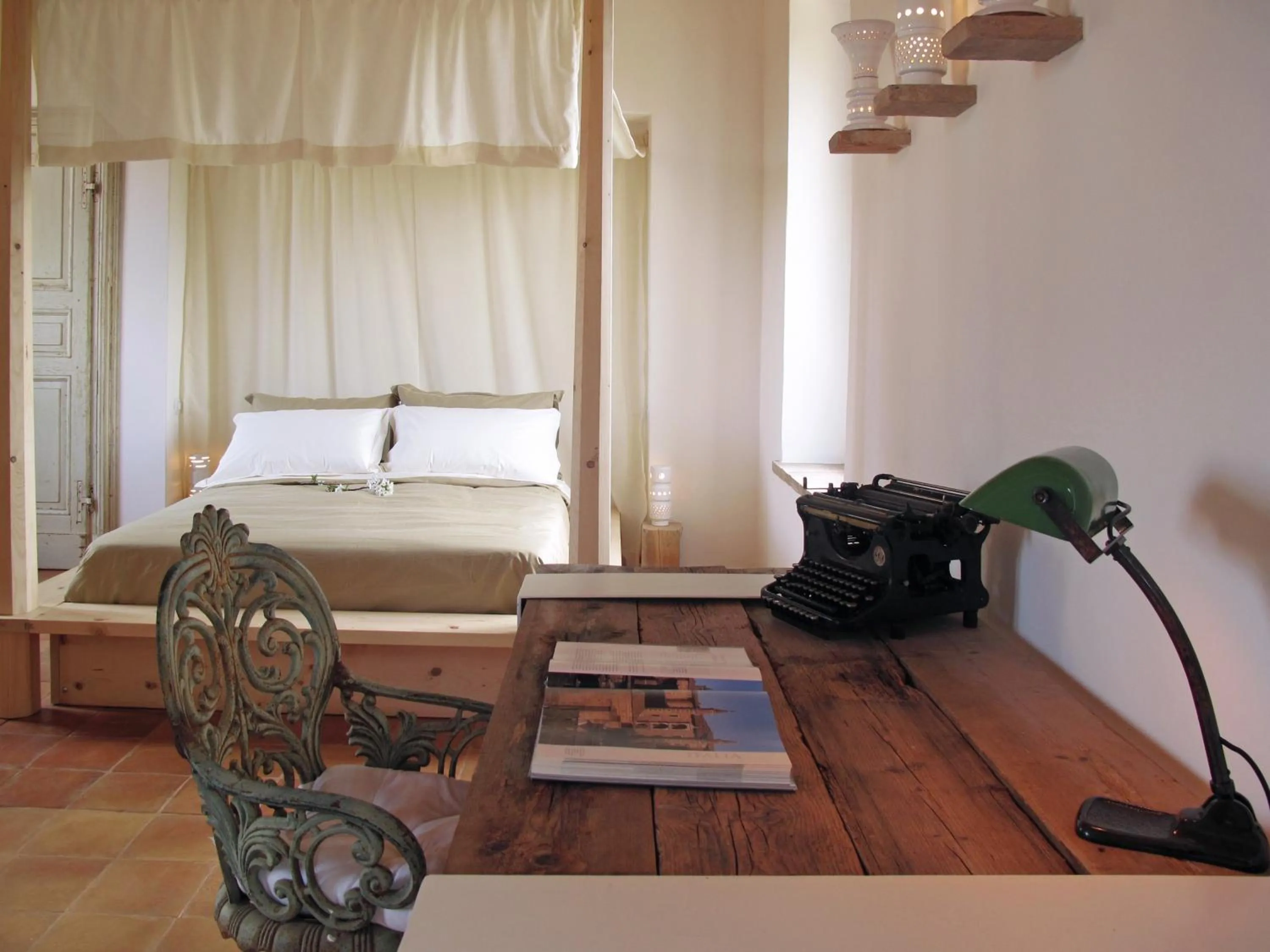 Bedroom, Bed in Castello di Granarola Relais - Adults Friendly -