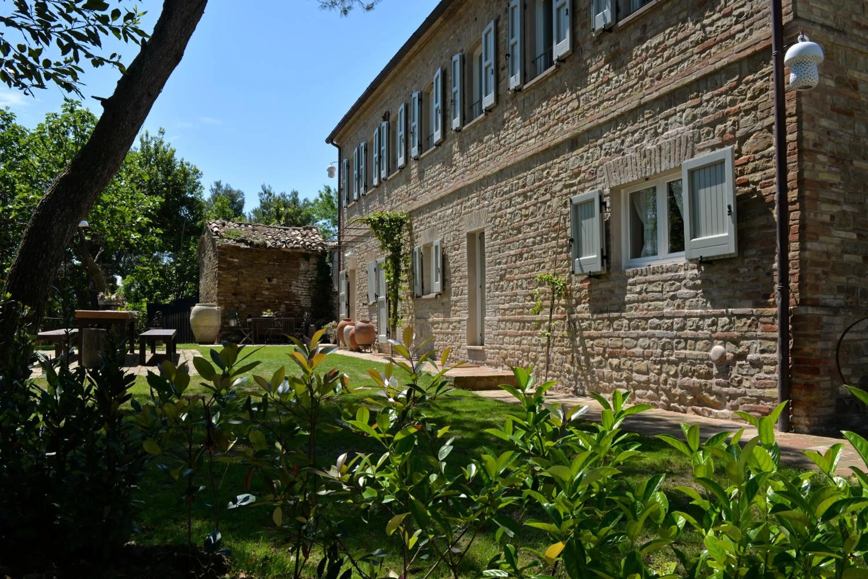 Garden in Castello di Granarola Relais - Adults Friendly -