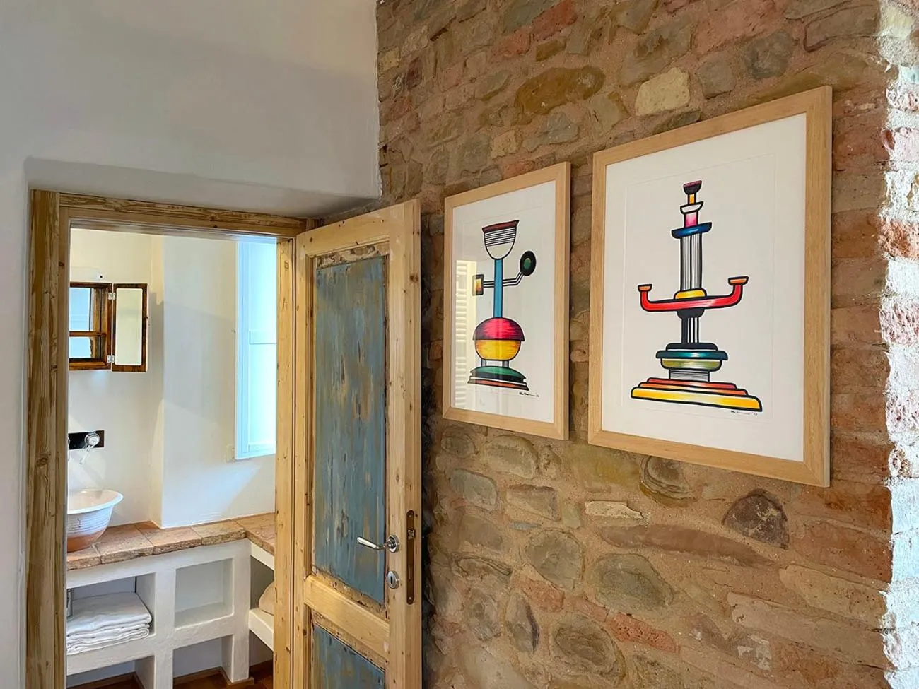 Decorative detail in Castello di Granarola Relais - Adults Friendly -