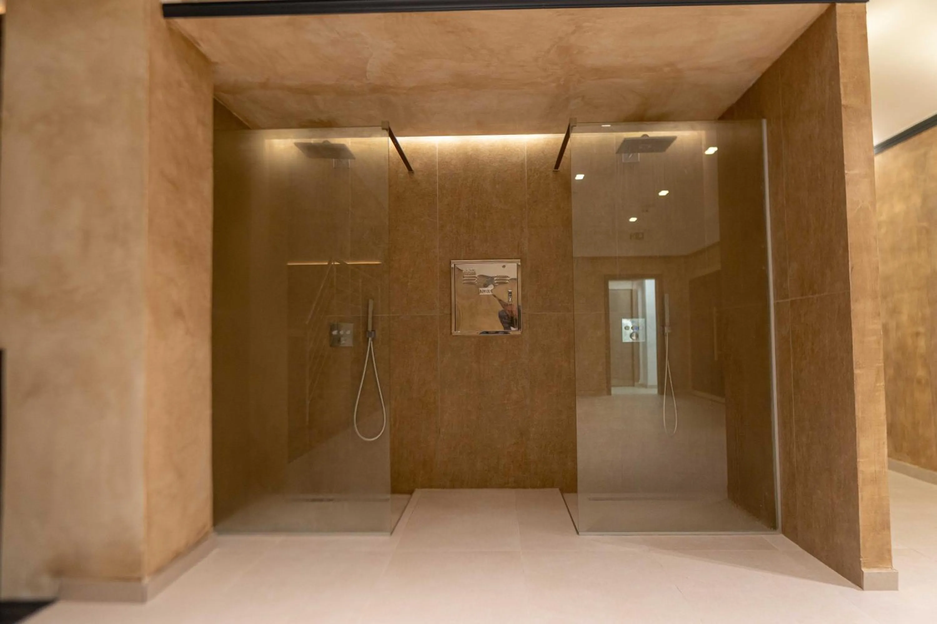 Spa and wellness centre/facilities in Mirror Hotel