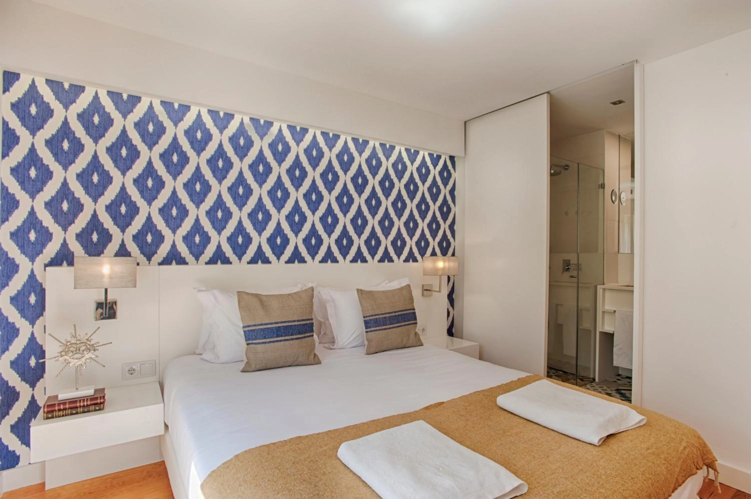 Bathroom, Bed in Dear Lisbon - Charming House