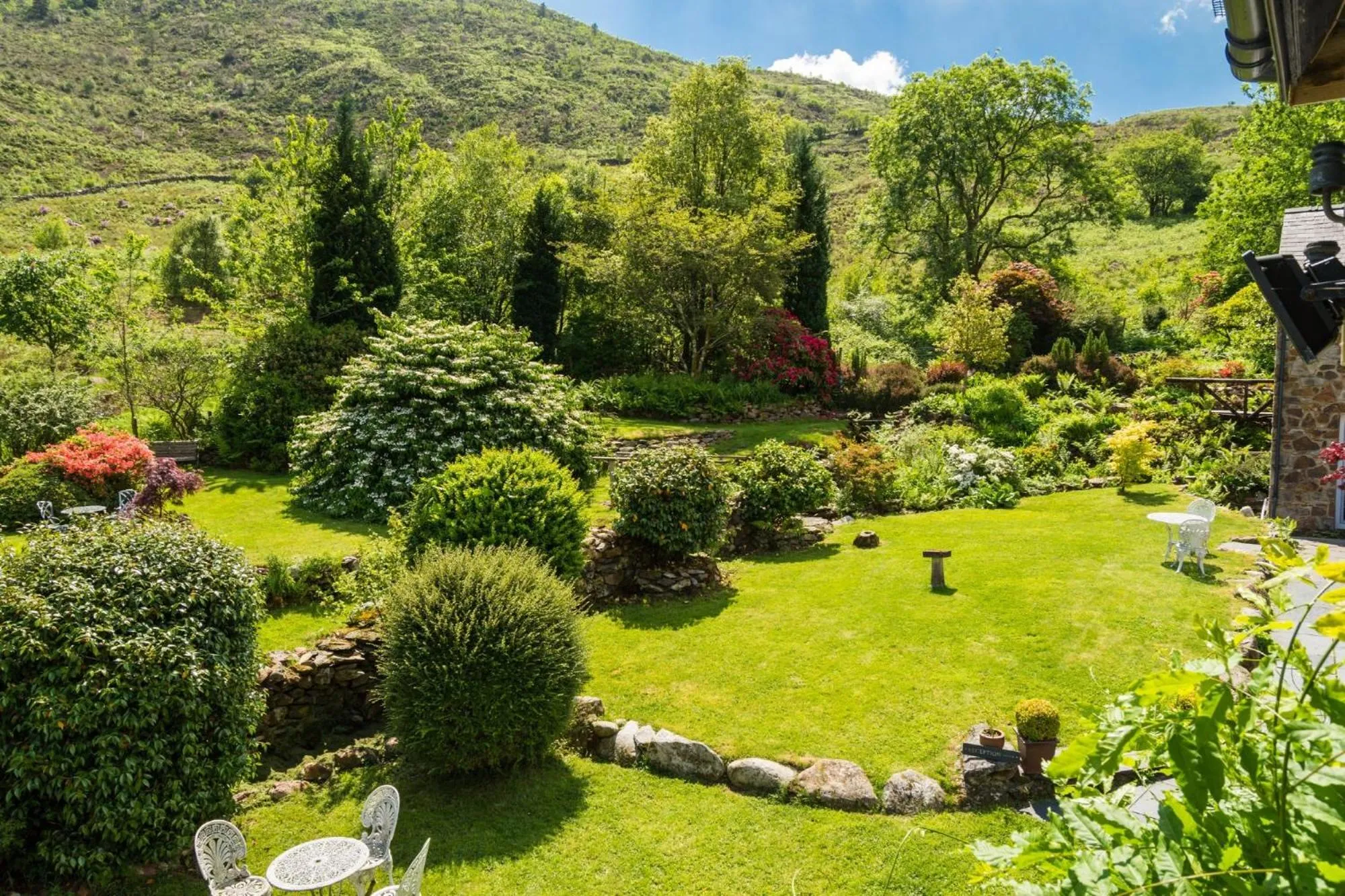 Garden in Sygun Fawr Country House