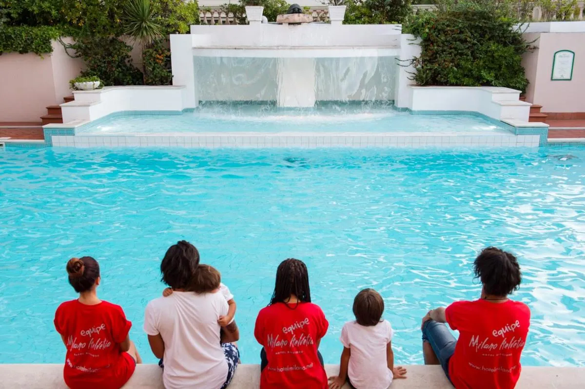 Swimming pool in Mansarda Cannes