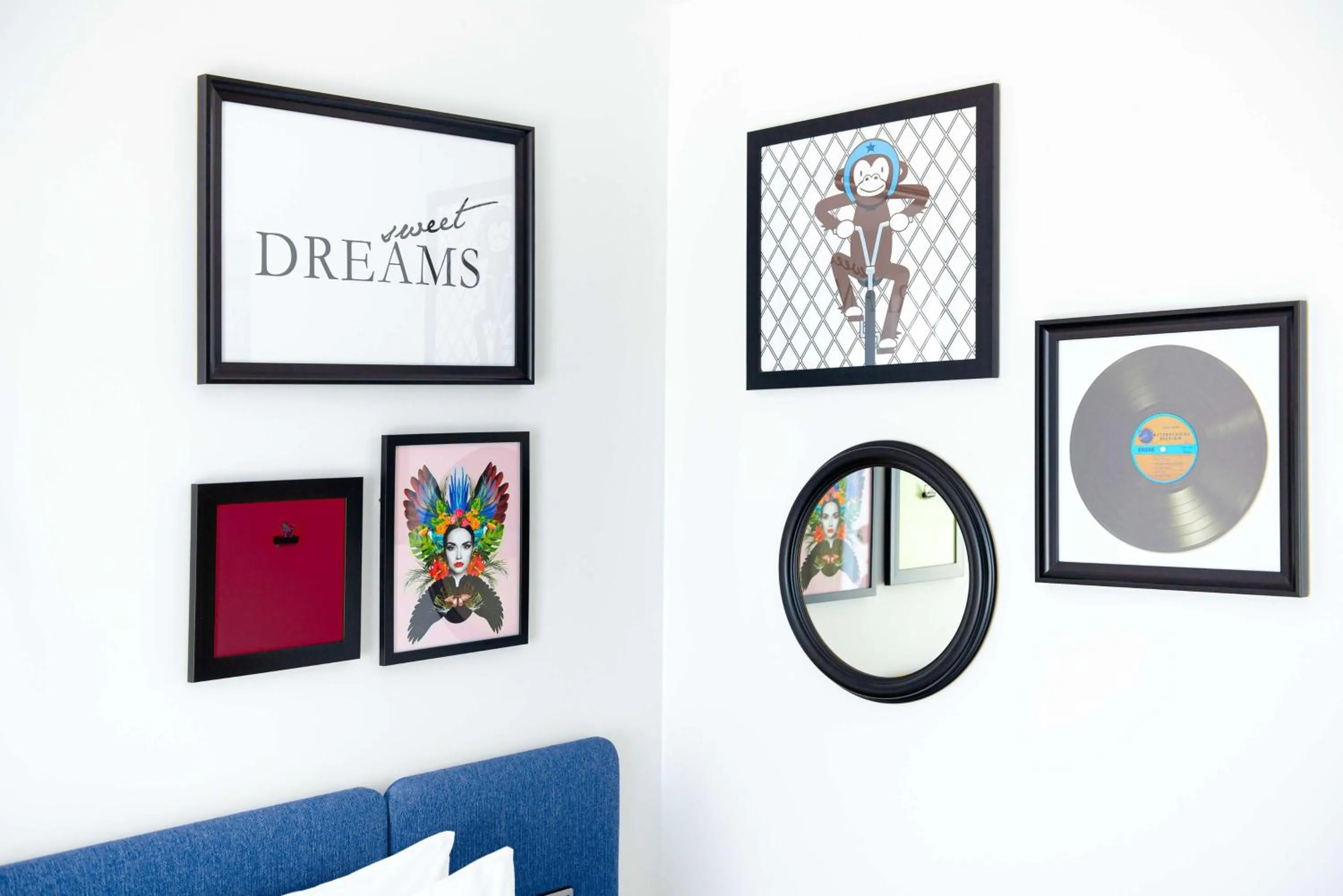 Bed in Hampton by Hilton High Wycombe