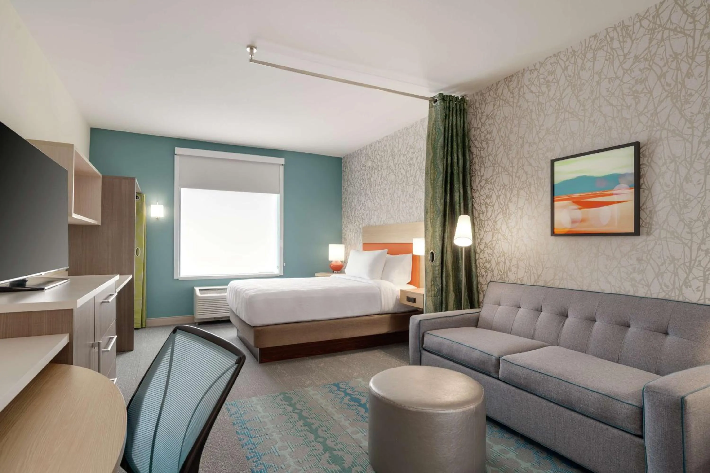 Bedroom, Bed in Home2 Suites By Hilton Alamogordo White Sands