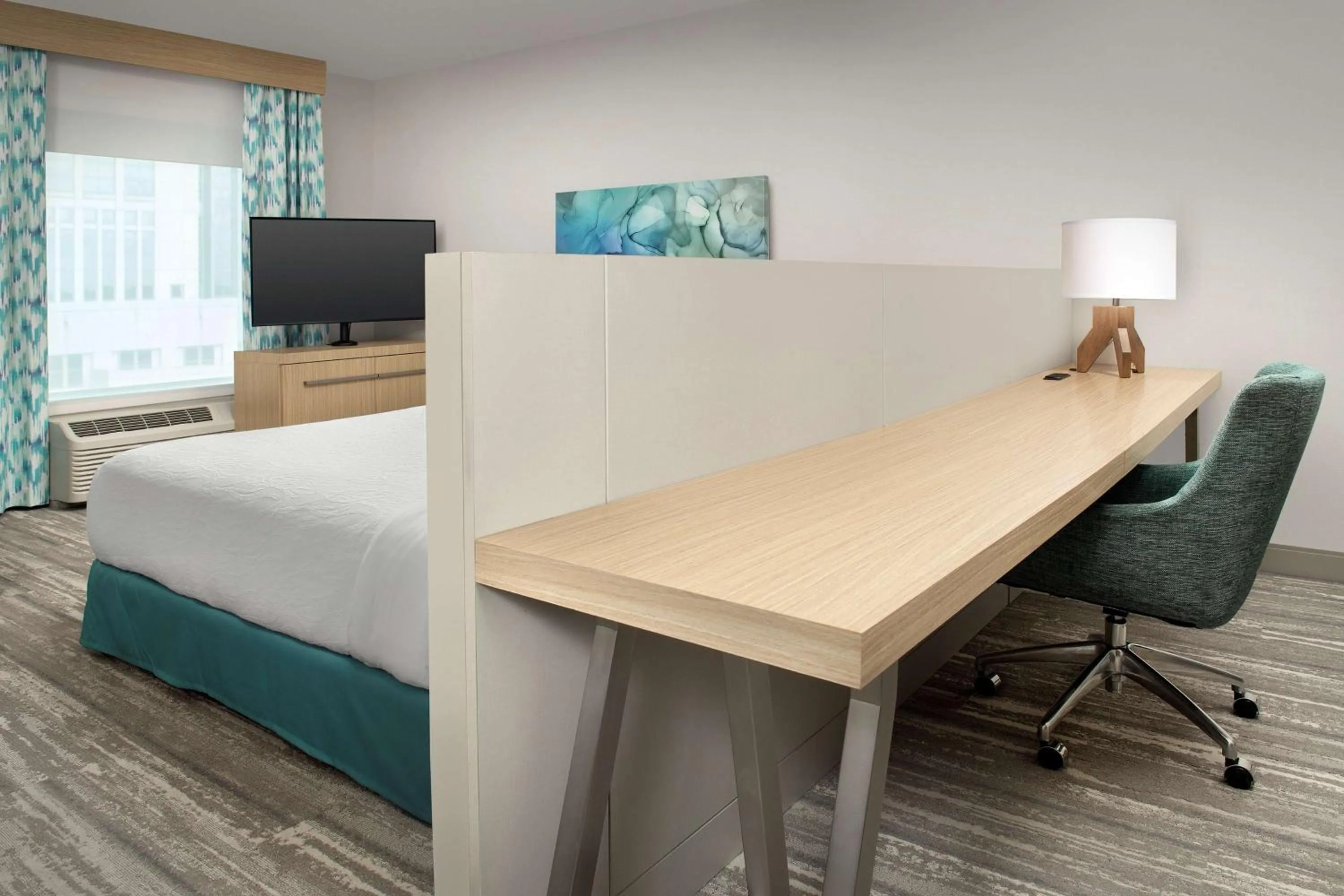 Bedroom, Bed in Hilton Garden Inn Orlando Downtown