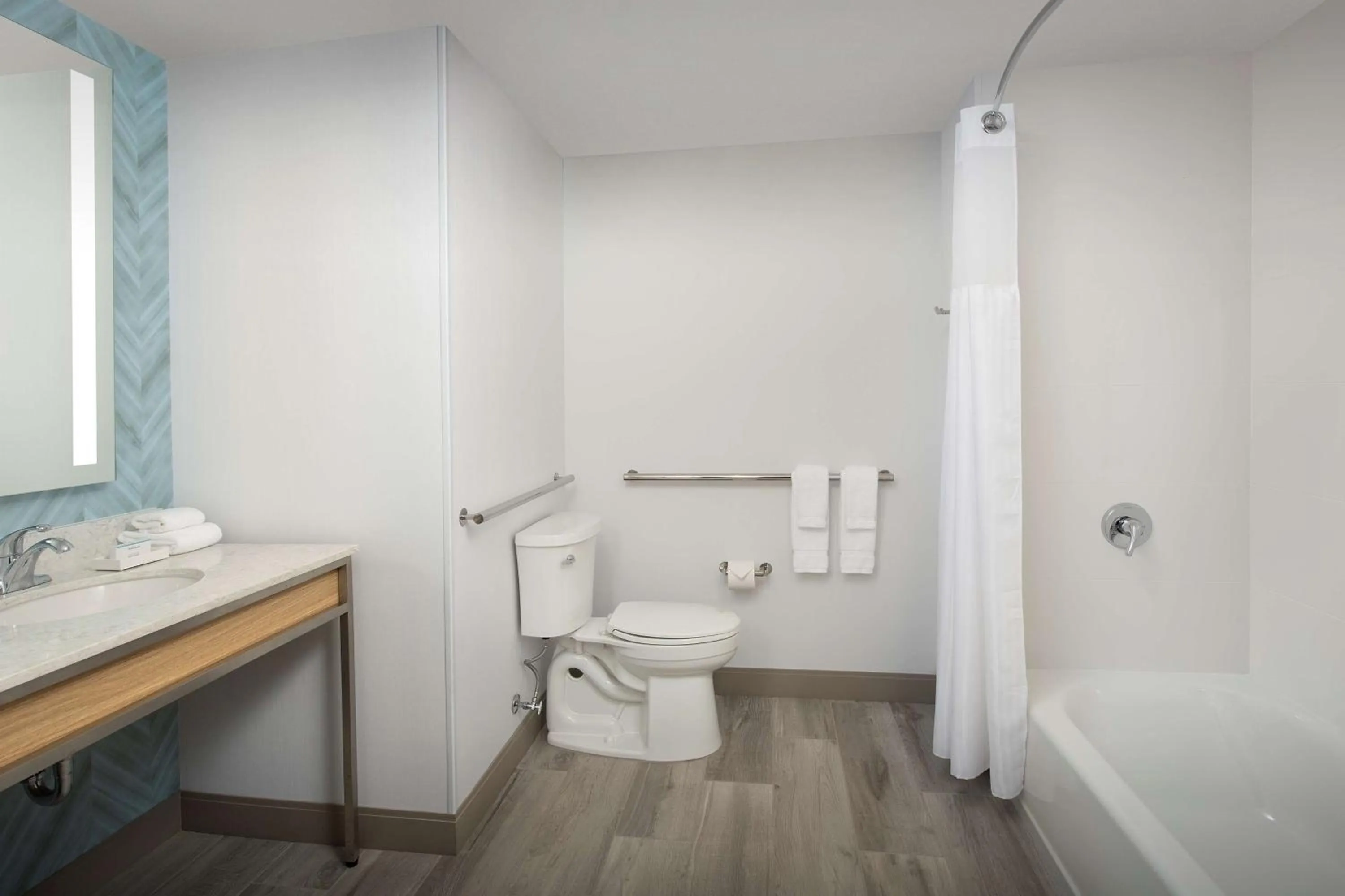 Bathroom in Hilton Garden Inn Orlando Downtown