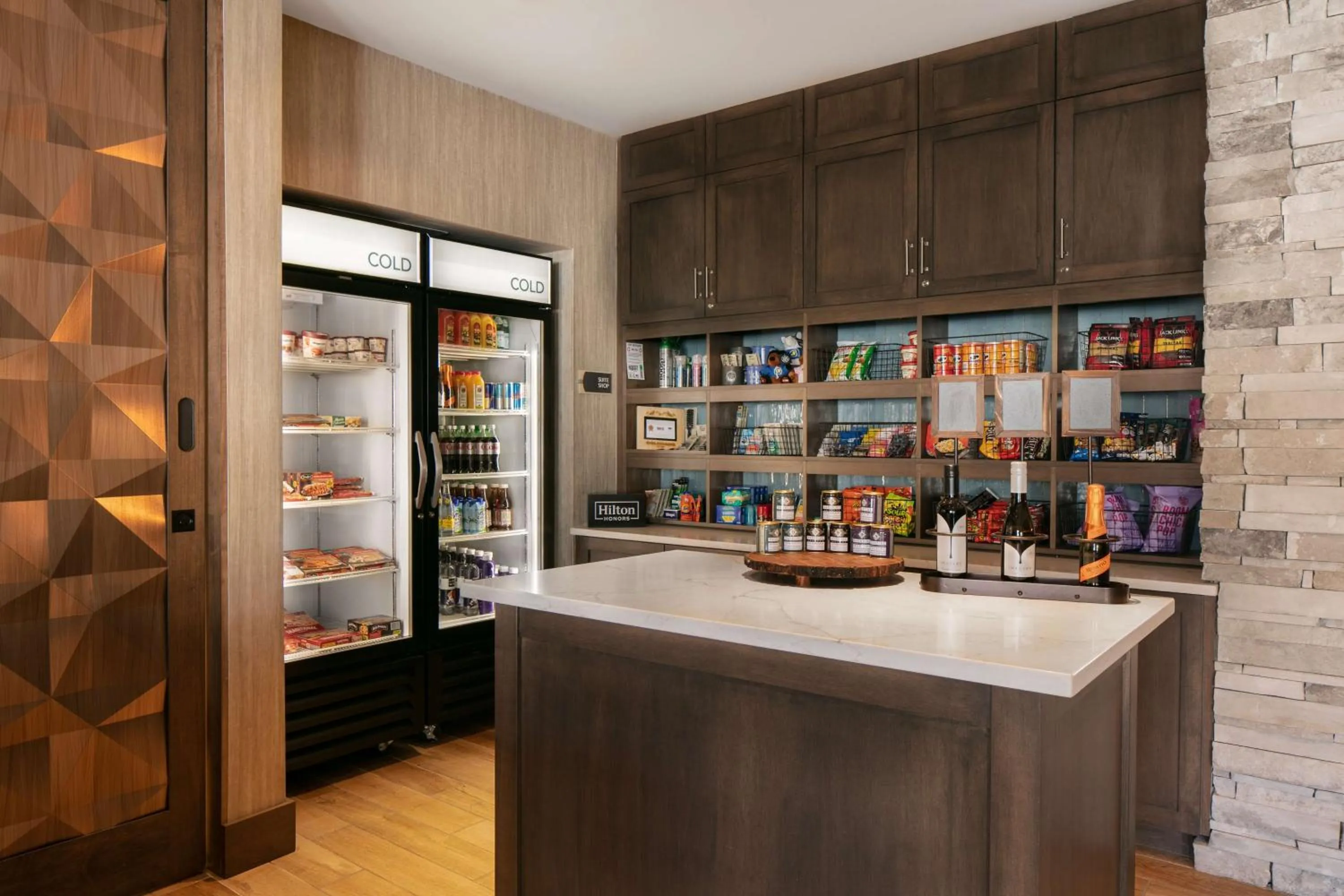 Restaurant/places to eat in Homewood Suites By Hilton Dillon