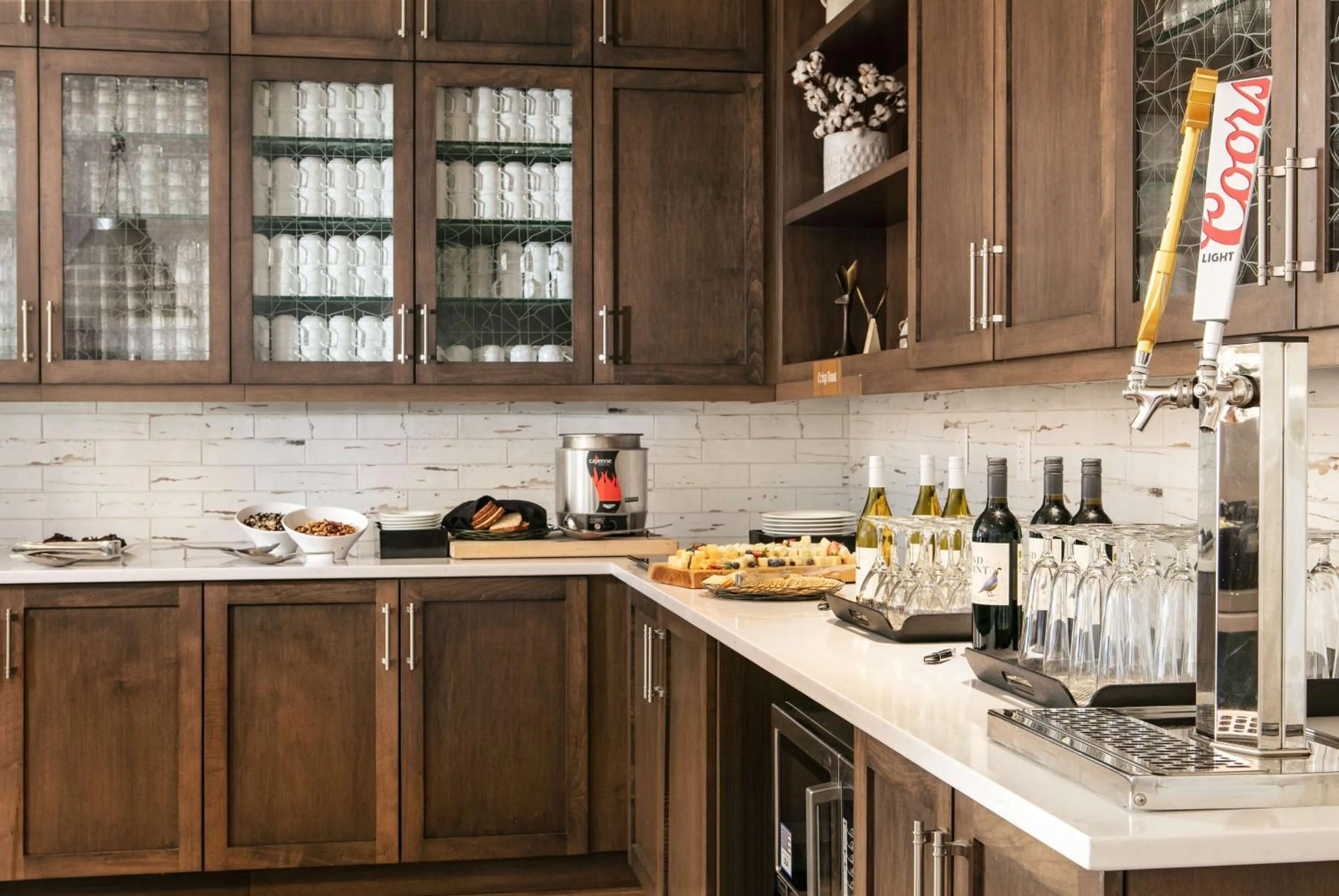 Dining area in Homewood Suites By Hilton Dillon