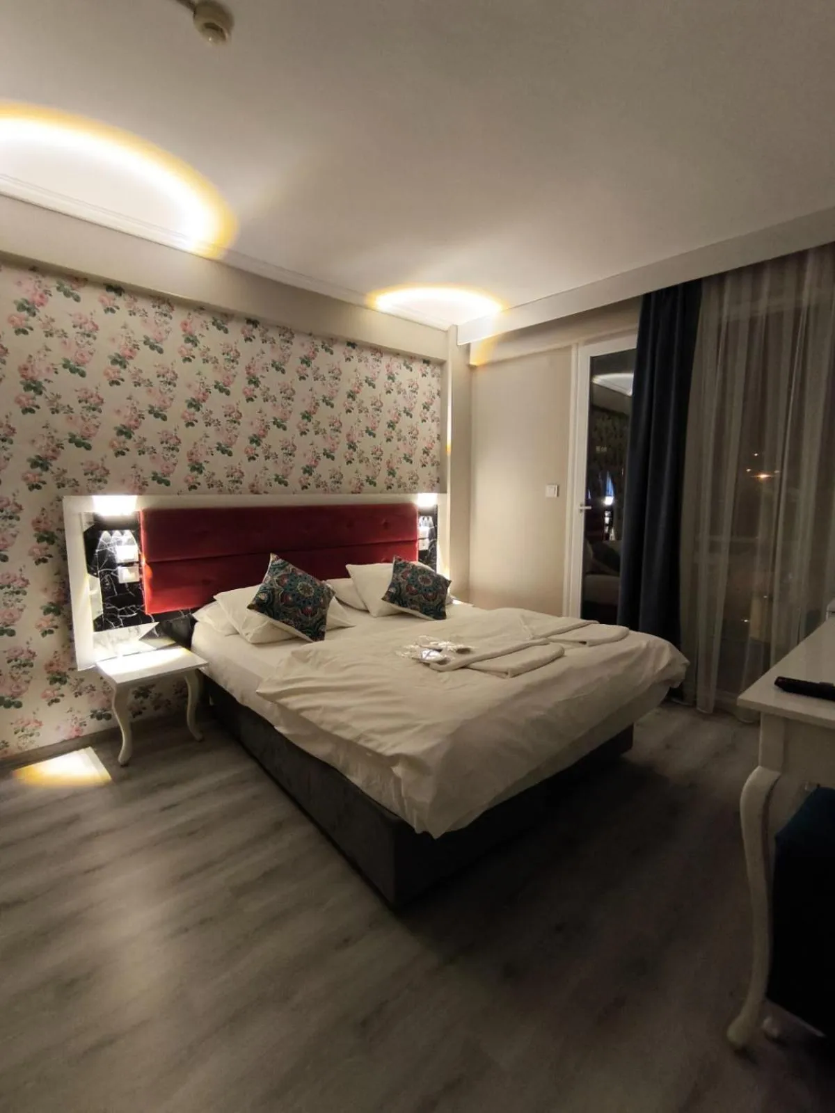 Bed in Akman City Hotel