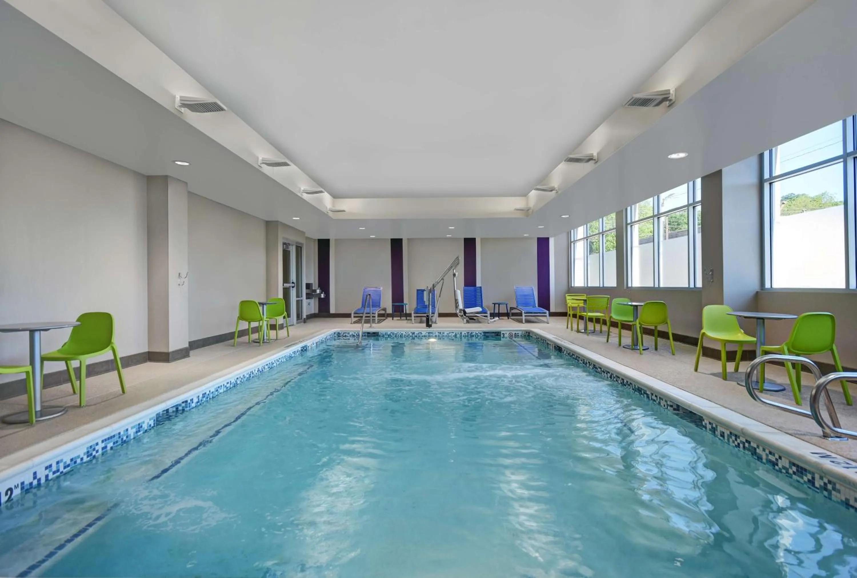 Pool view in Home2 Suites by Hilton Atlanta Airport North