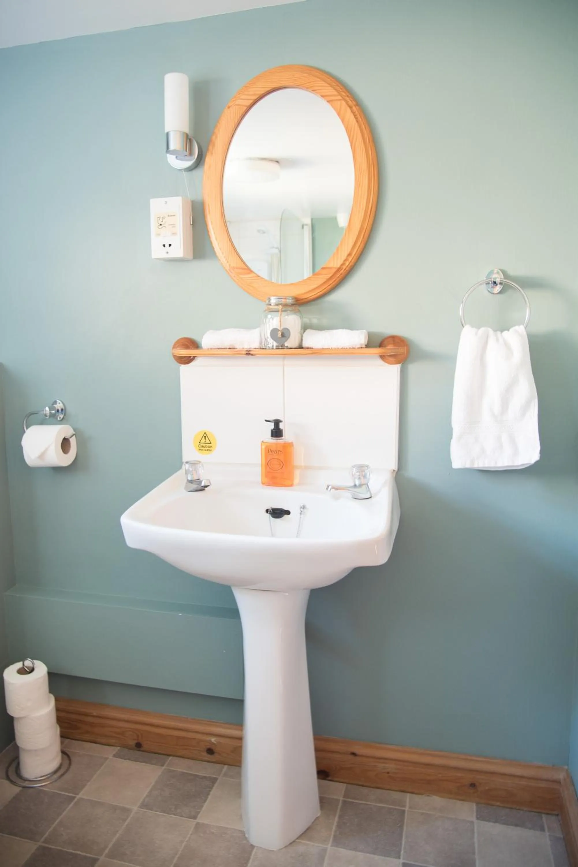 Bathroom in Lower House B&B and Cottages, Adforton