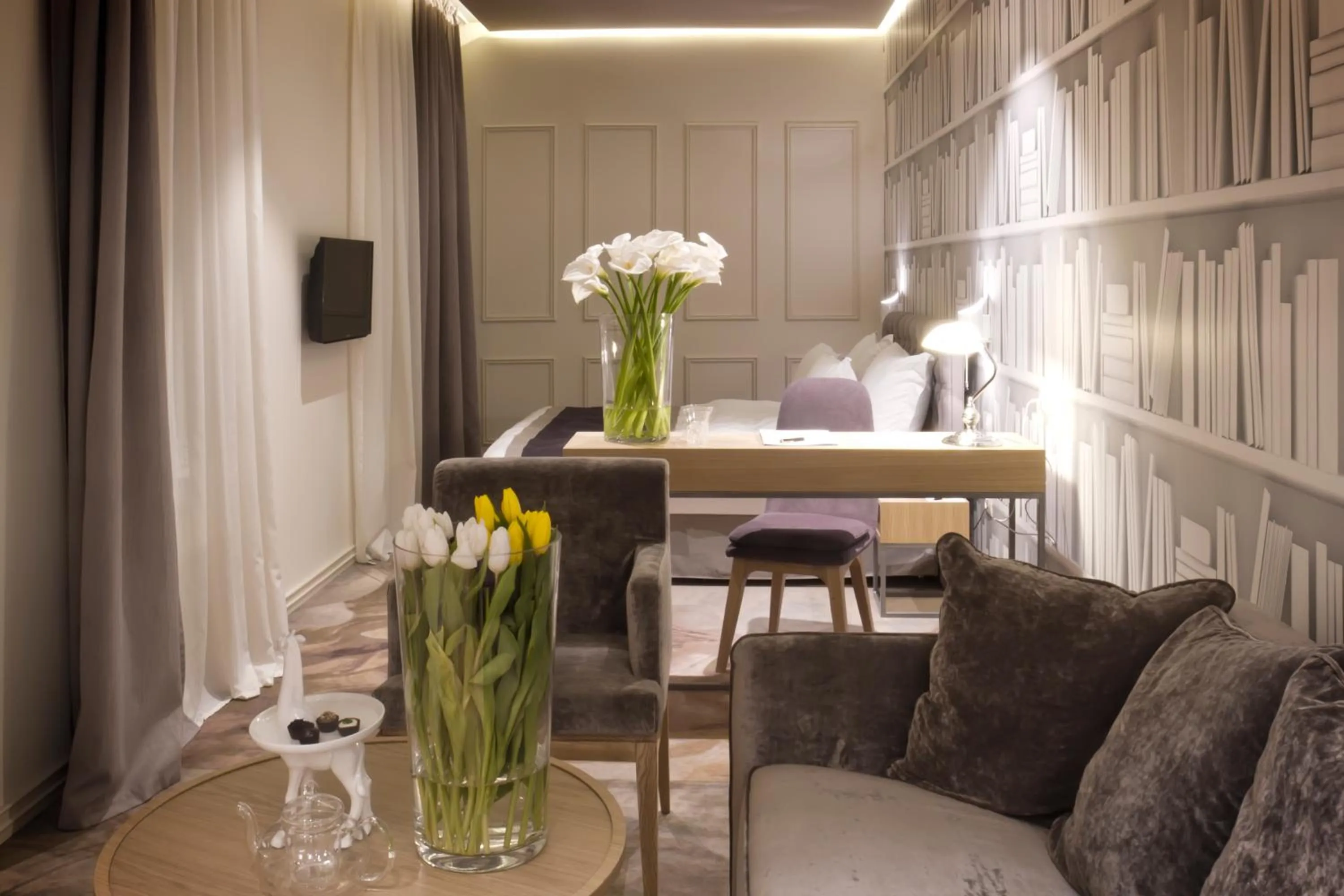 Photo of the whole room in Jump INN Hotel Belgrade