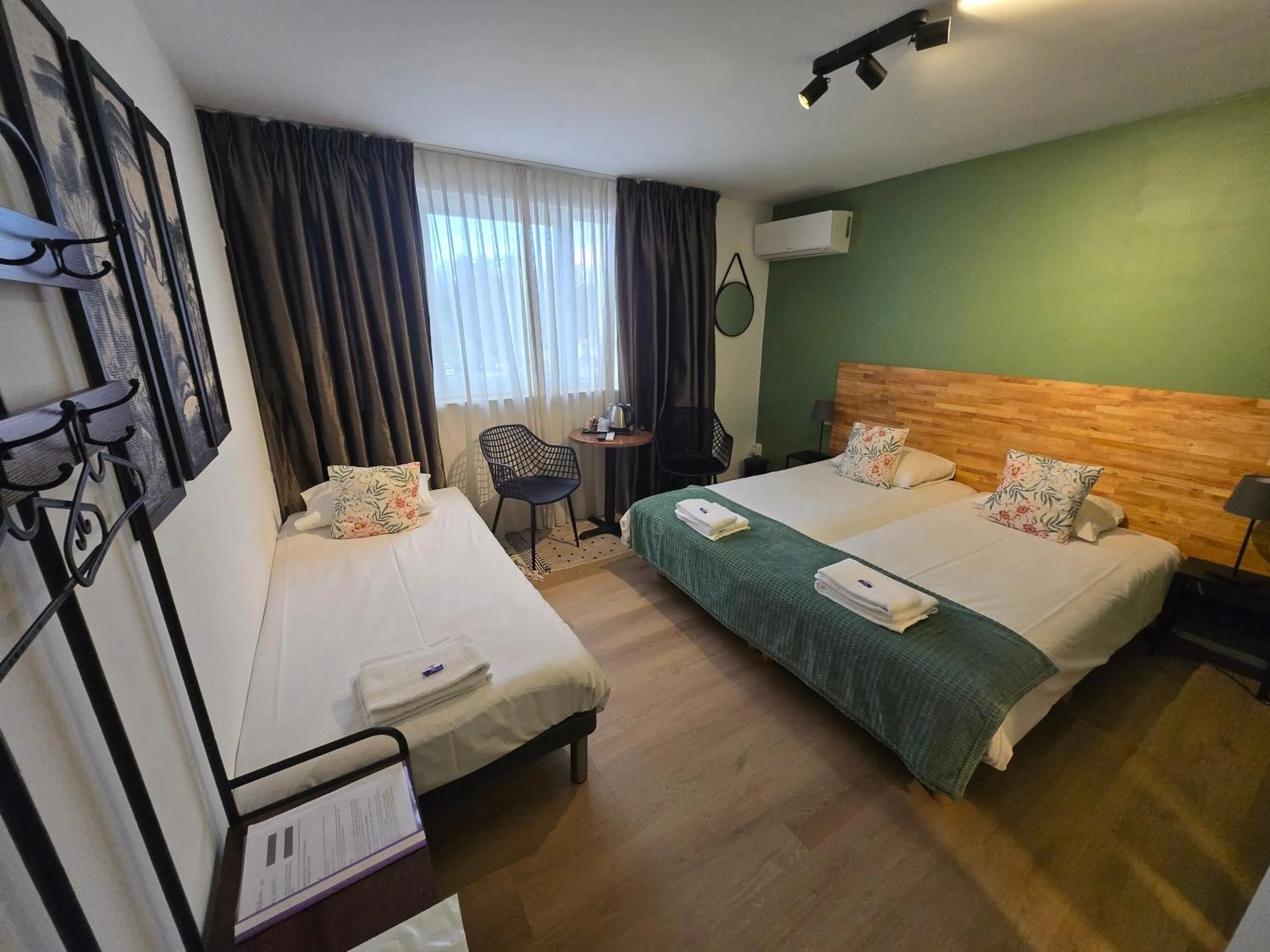 Bed in Hotel de Grote Zwaan