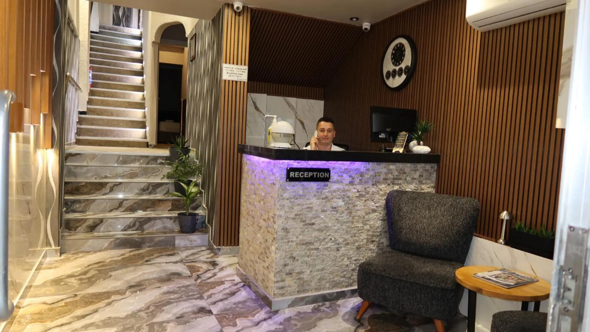 Property building in ÜSKÜDAR OTEL