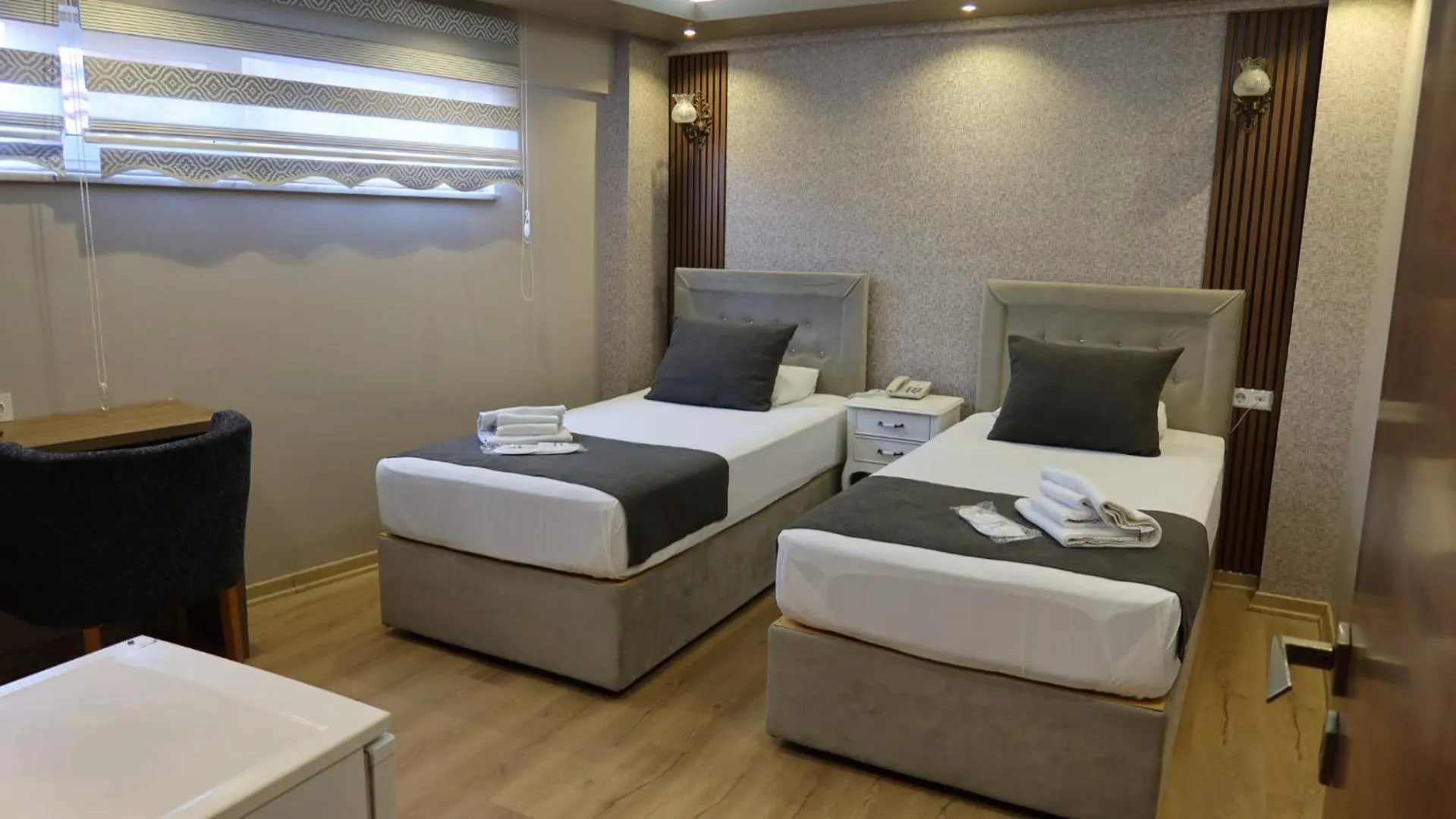 Photo of the whole room, Bed in ÜSKÜDAR OTEL