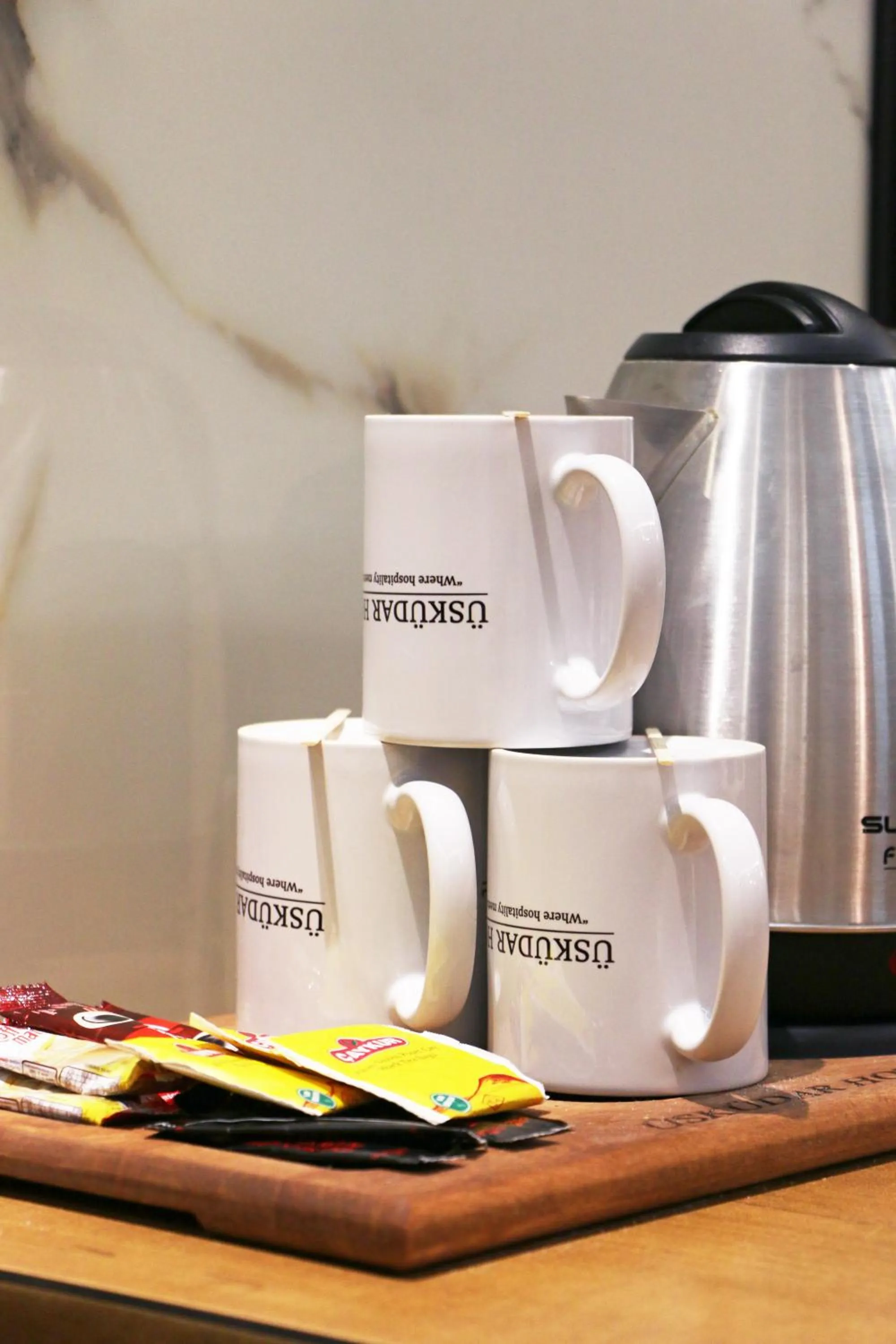 Coffee/tea facilities in ÜSKÜDAR OTEL