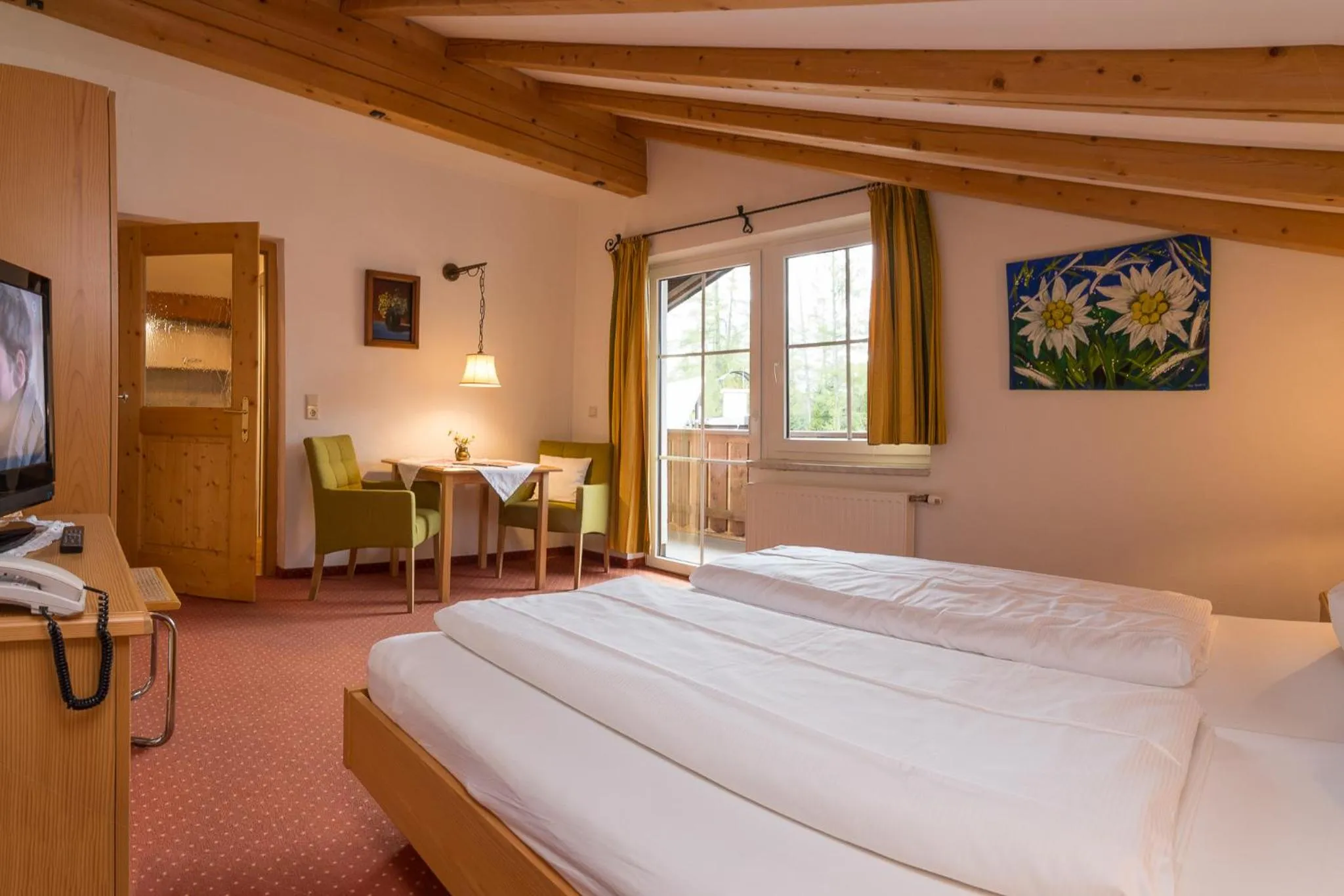 Bedroom, Bed in Landhaus Charlotte Apartments Tirol