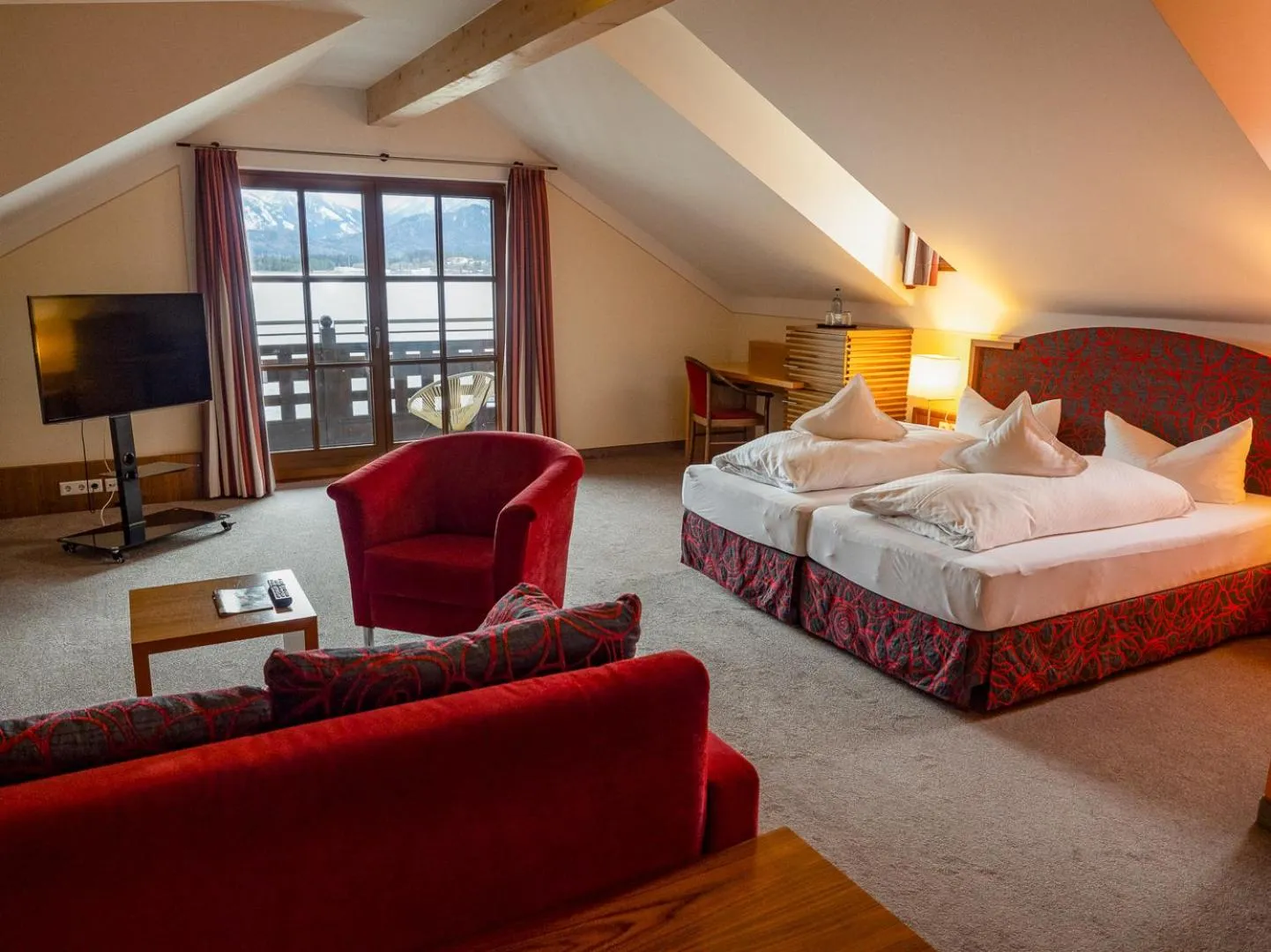 Photo of the whole room, Bed in Hotel Geiger