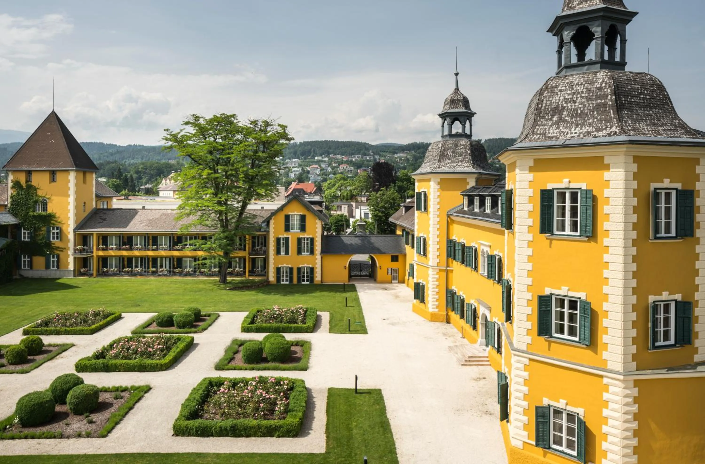 Property building in Falkensteiner Schlosshotel Velden – The Leading Hotels of the World