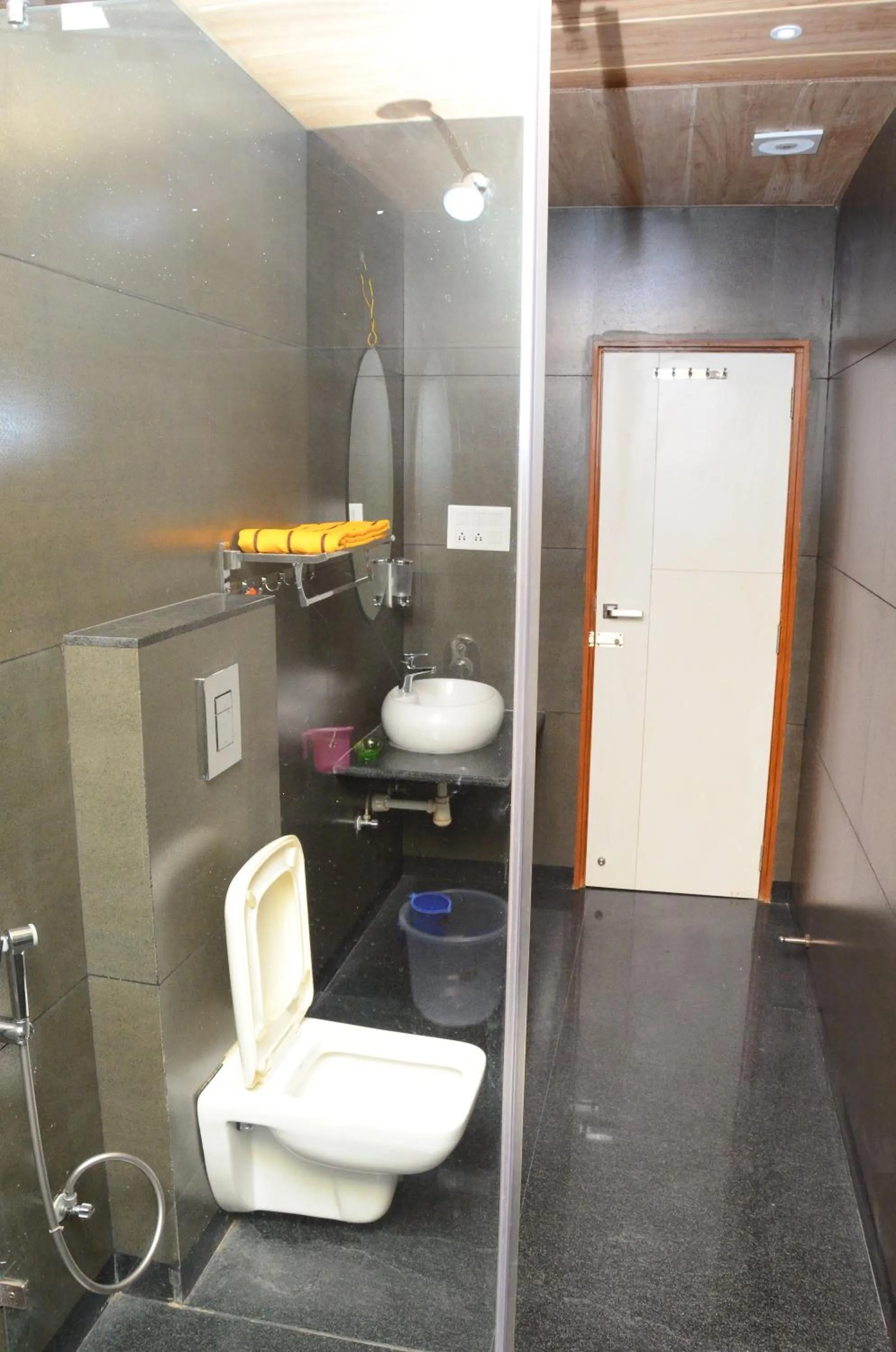 Bathroom in DUDI HOTEL