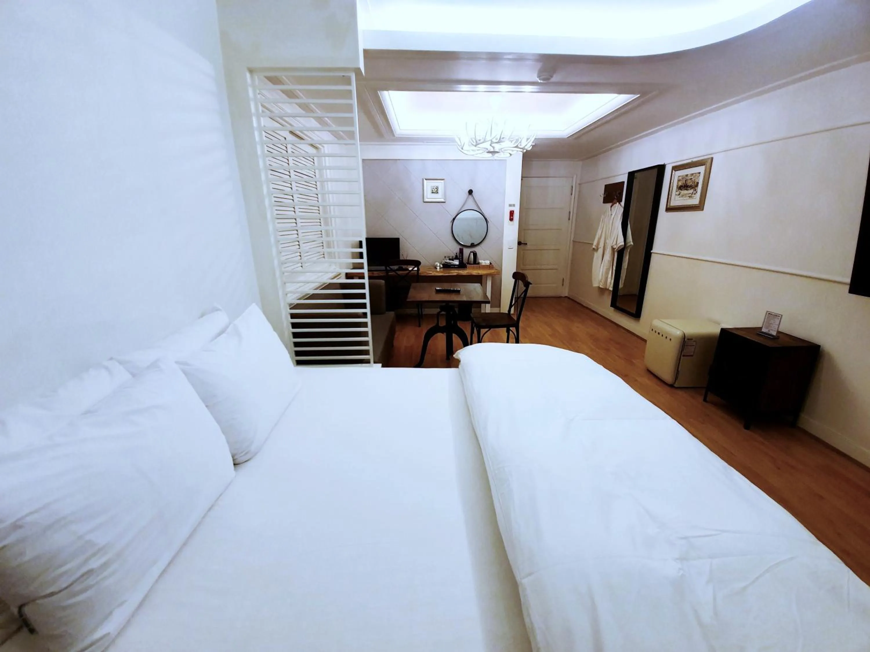 Property building, Bed in Uneed Hotel