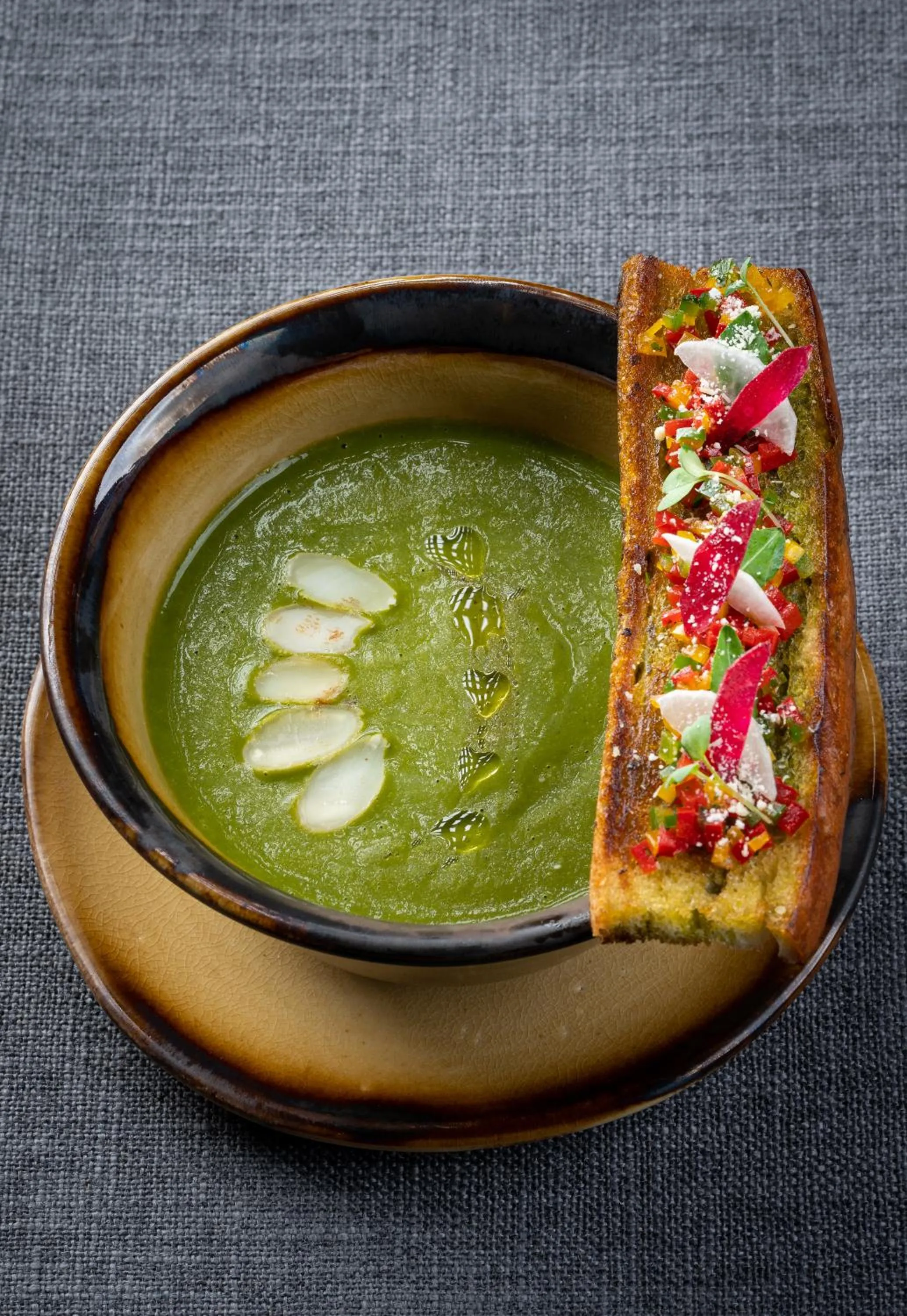 Food and drinks in Moksha at Kitulgala - Rainforest Boutique Hotel