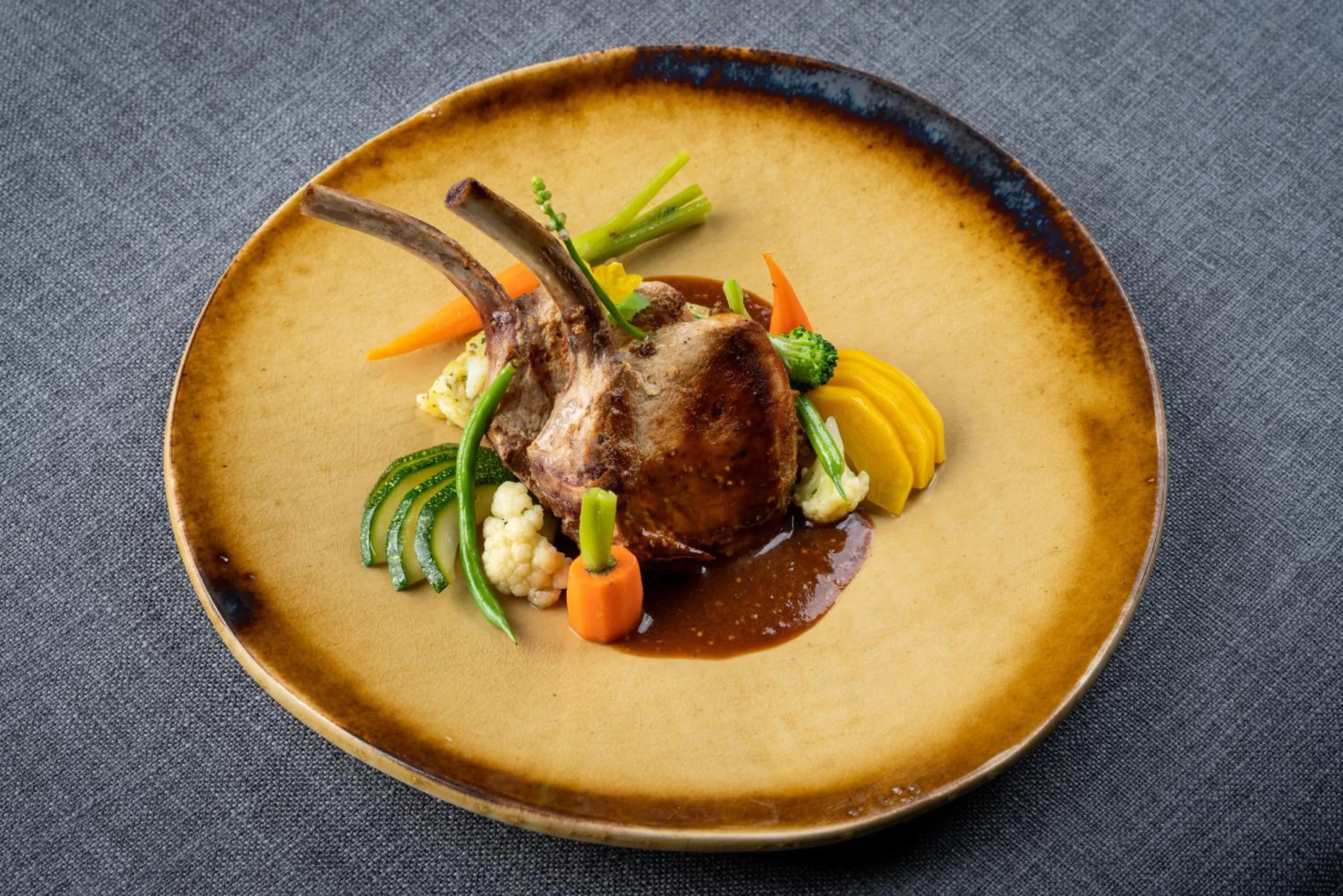 Food and drinks in Moksha at Kitulgala - Rainforest Boutique Hotel