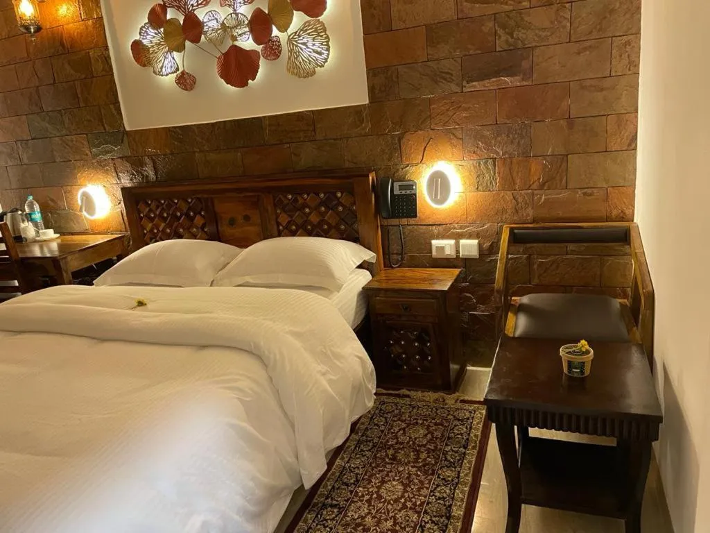 Yashmay Villa Club & Resort