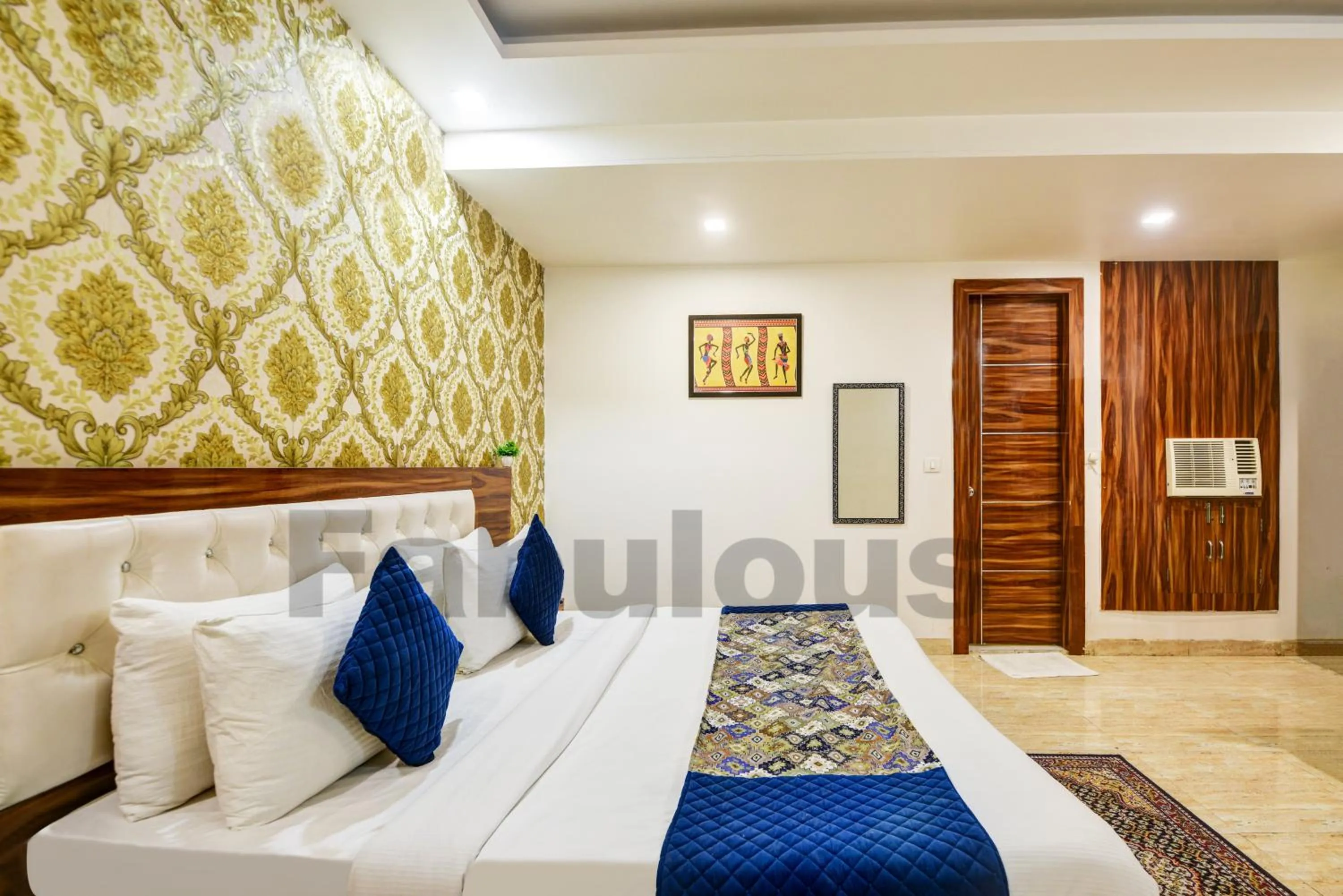 Bedroom, Bed in Hotel Fabulous - Delhi International Airport