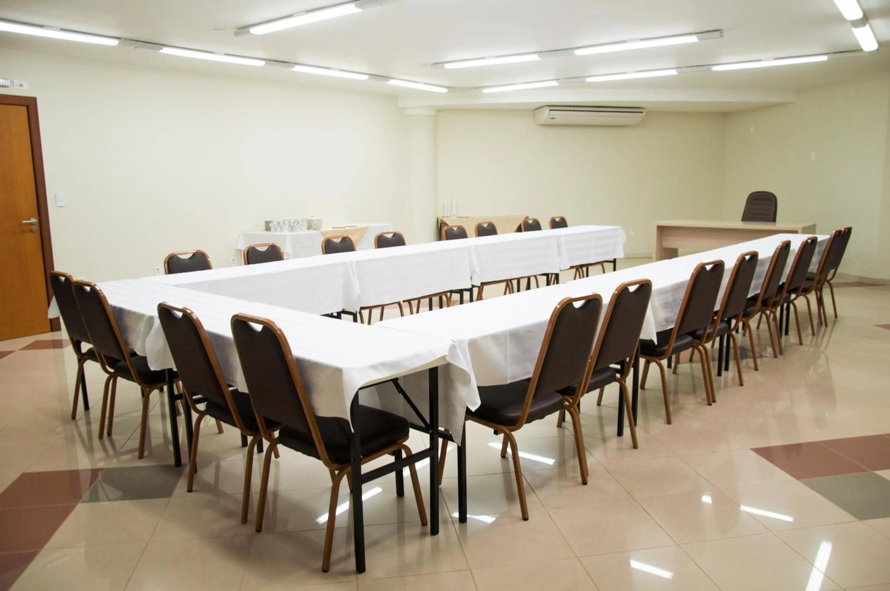 Meeting/conference room in Copas Executive Hotel