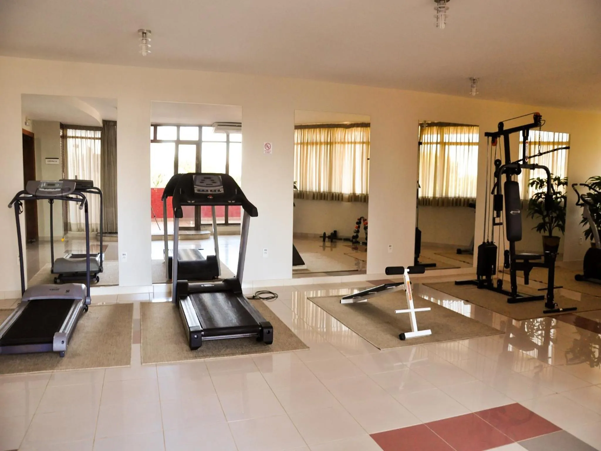 Fitness centre/facilities in Copas Executive Hotel