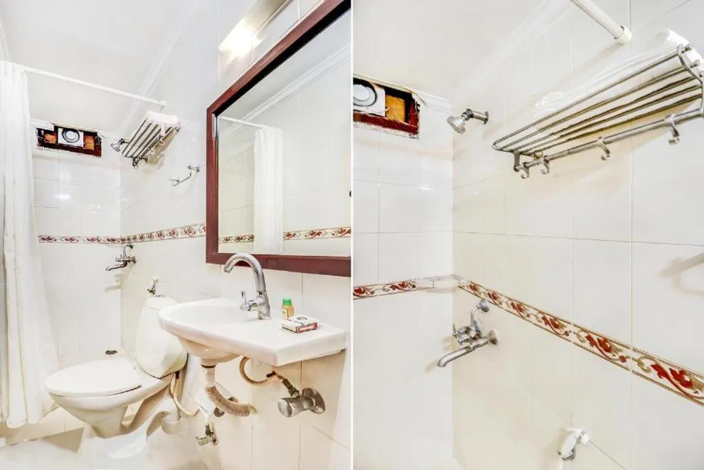 Bathroom in hotelpearlinn