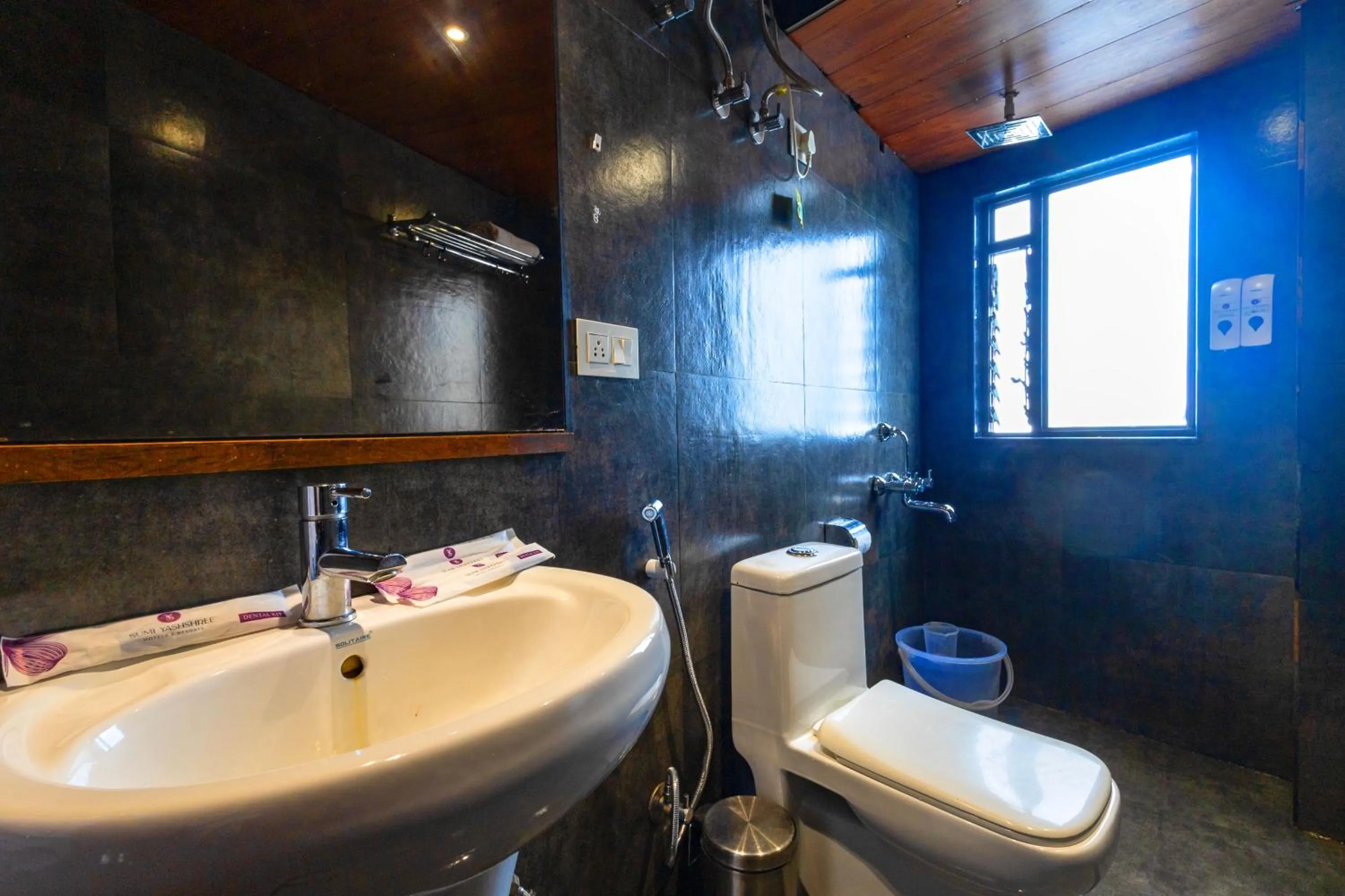 Bathroom in Sumitel Vista 800m from Mall Road