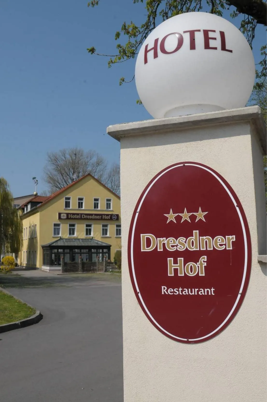 Property building in Dresdner Hof