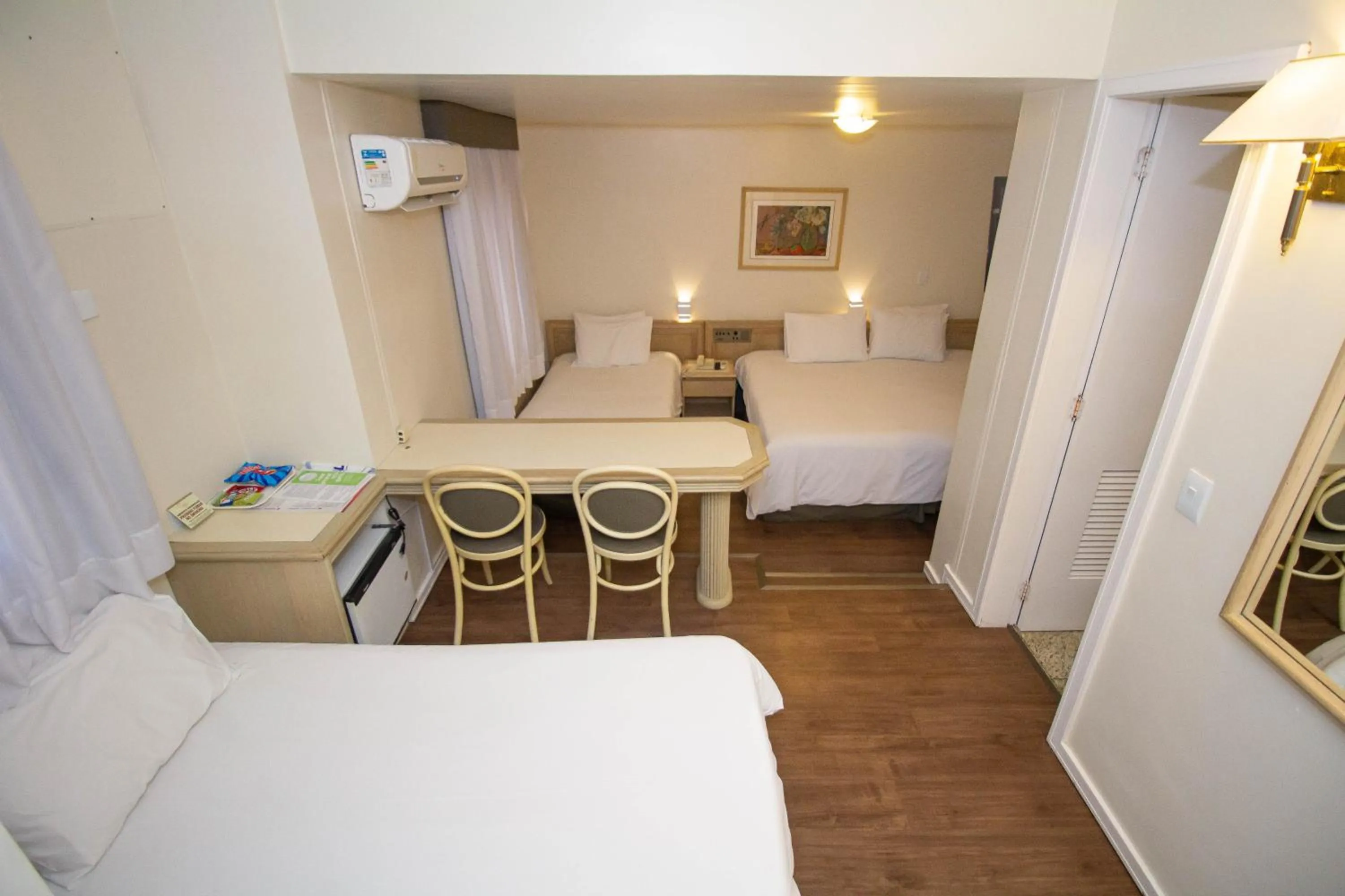 Bed in Trevi Hotel e Business