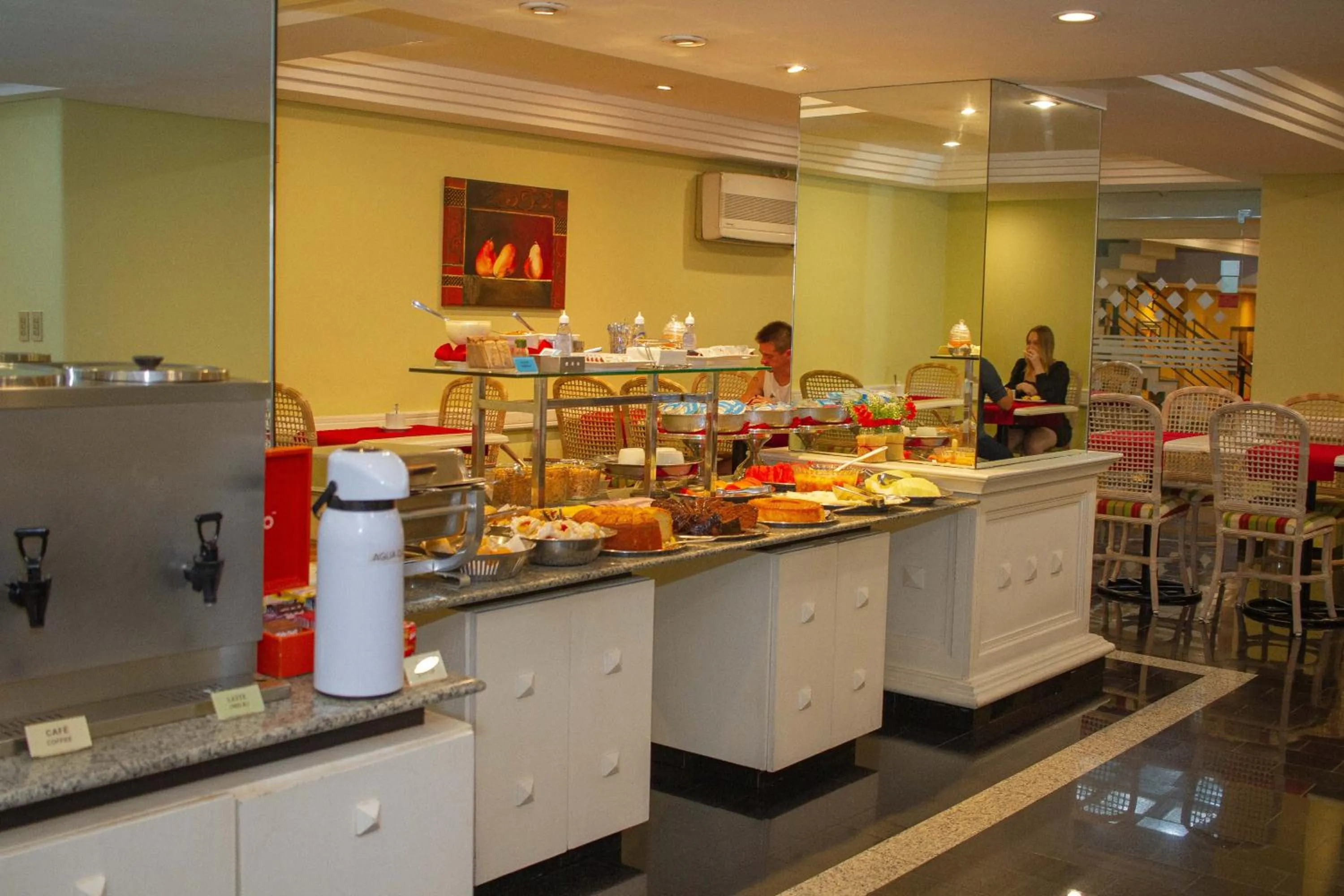 Breakfast in Trevi Hotel e Business