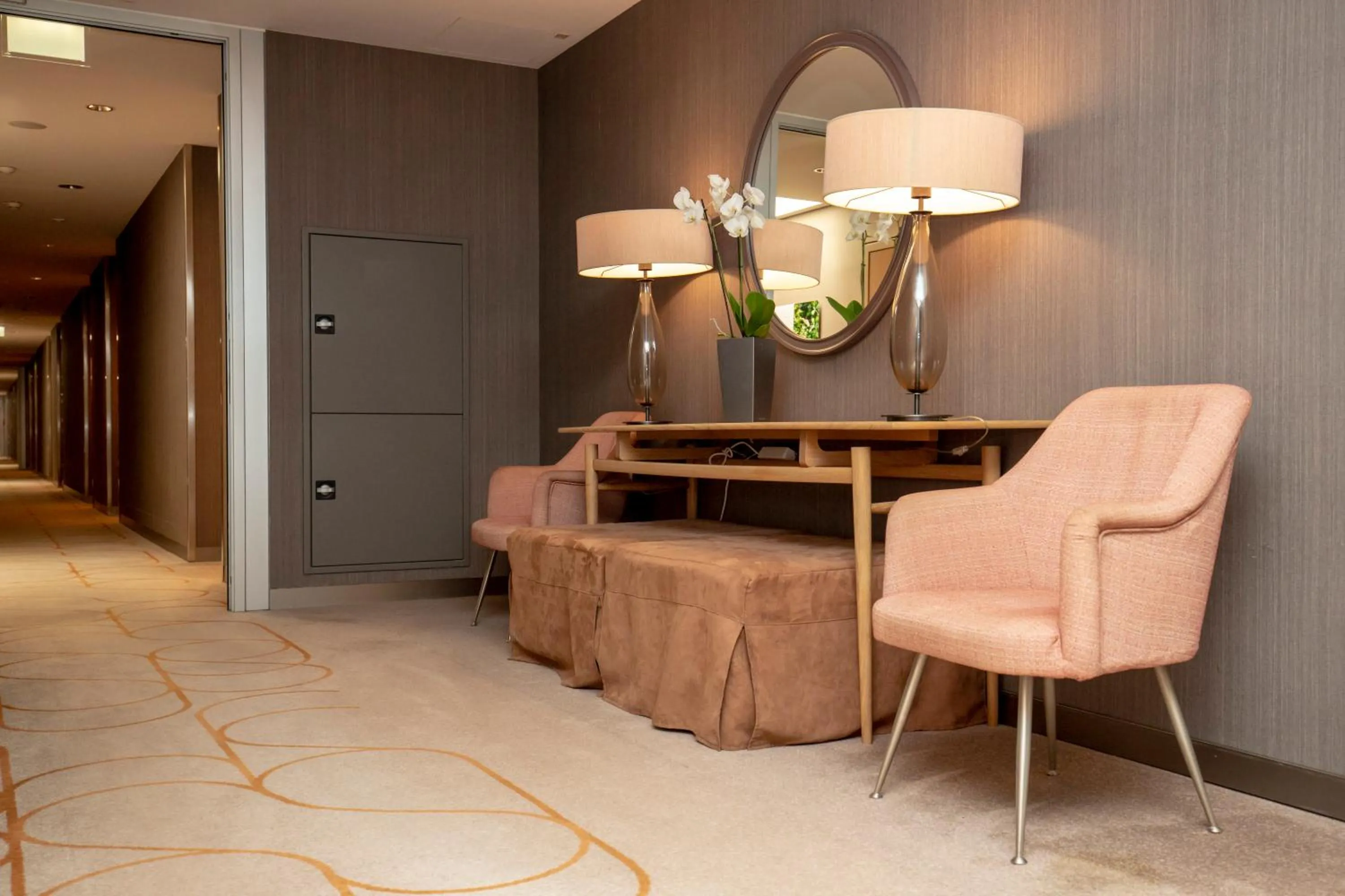 Seating area in Das Hotel im Kurhaus Bad Gleichenberg